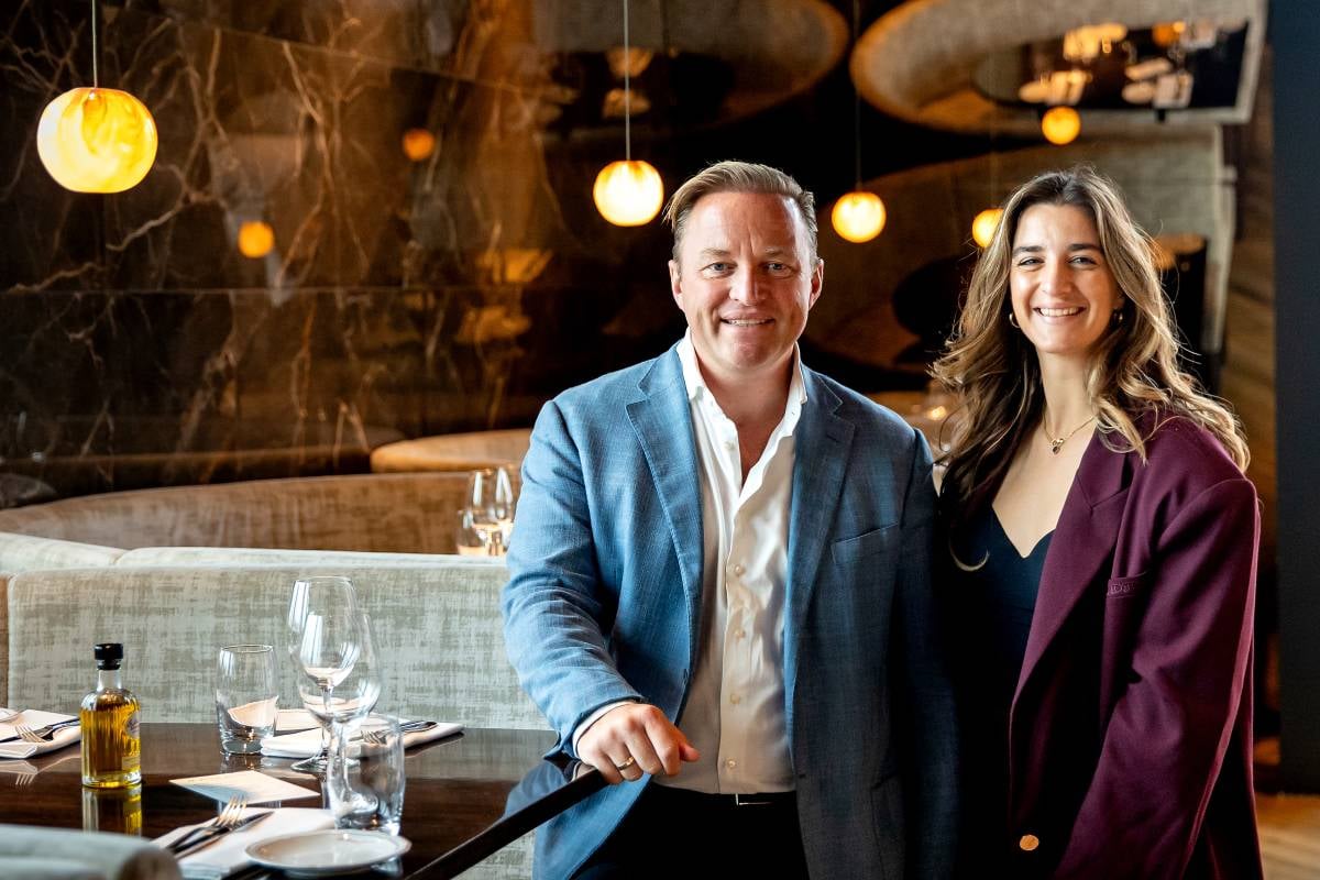 Naomi met broer Alain. Foto: Bart Hoogveld Naomi met broer Alain. Foto: Bart Hoogveld