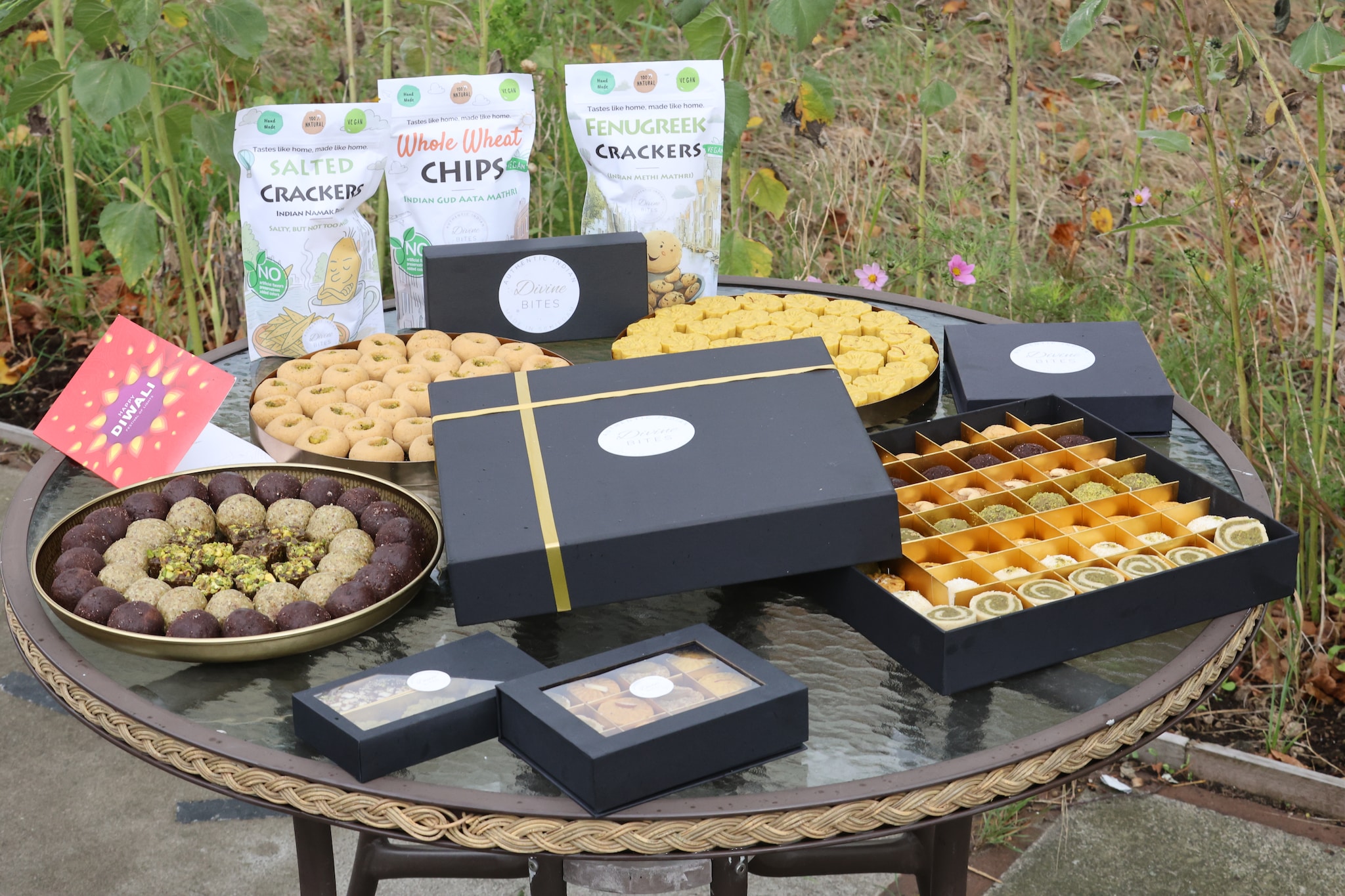 De Indiase snacks van Divine Bites. De Indiase snacks van Divine Bites. Foto: Dennis Wisse