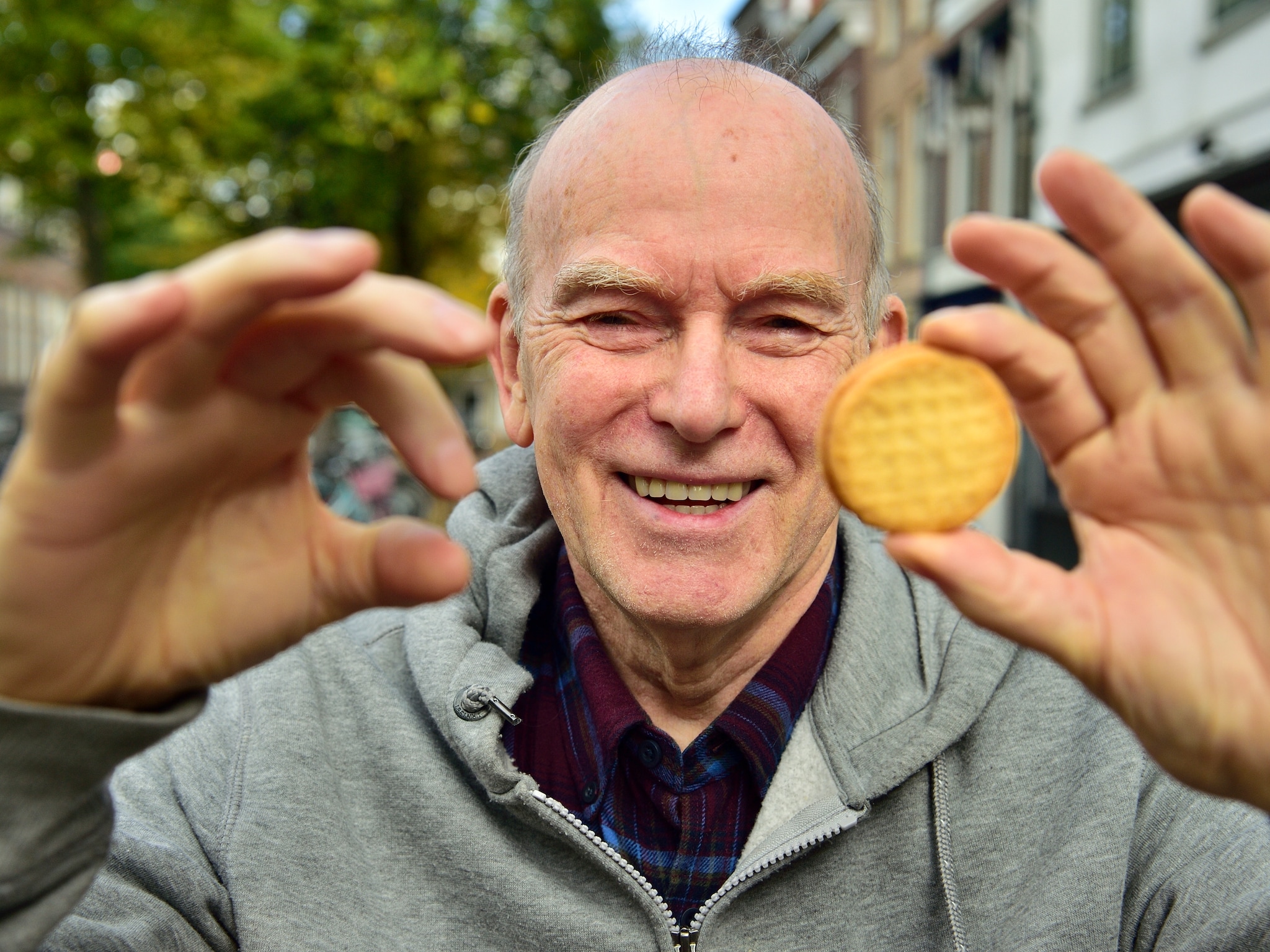 ron punselies stroopkoekje familiebedrijf gouda 1 miljoen herstart
