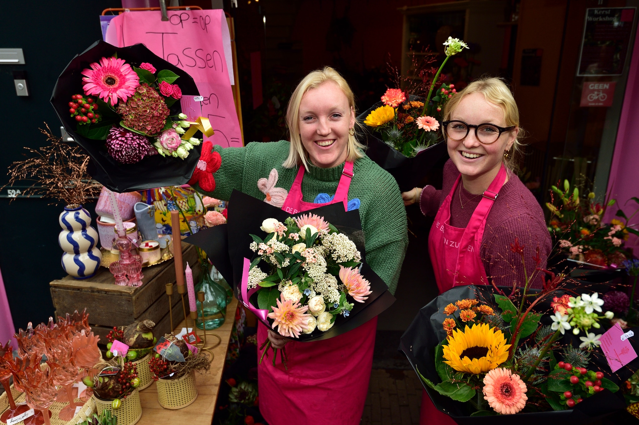 Zussen Mariska Tuinier (rechts) en Lisanne Jansen-Tuinier. Zussen Mariska Tuinier (rechts) en Lisanne Jansen-Tuinier. Foto: Pim Mul