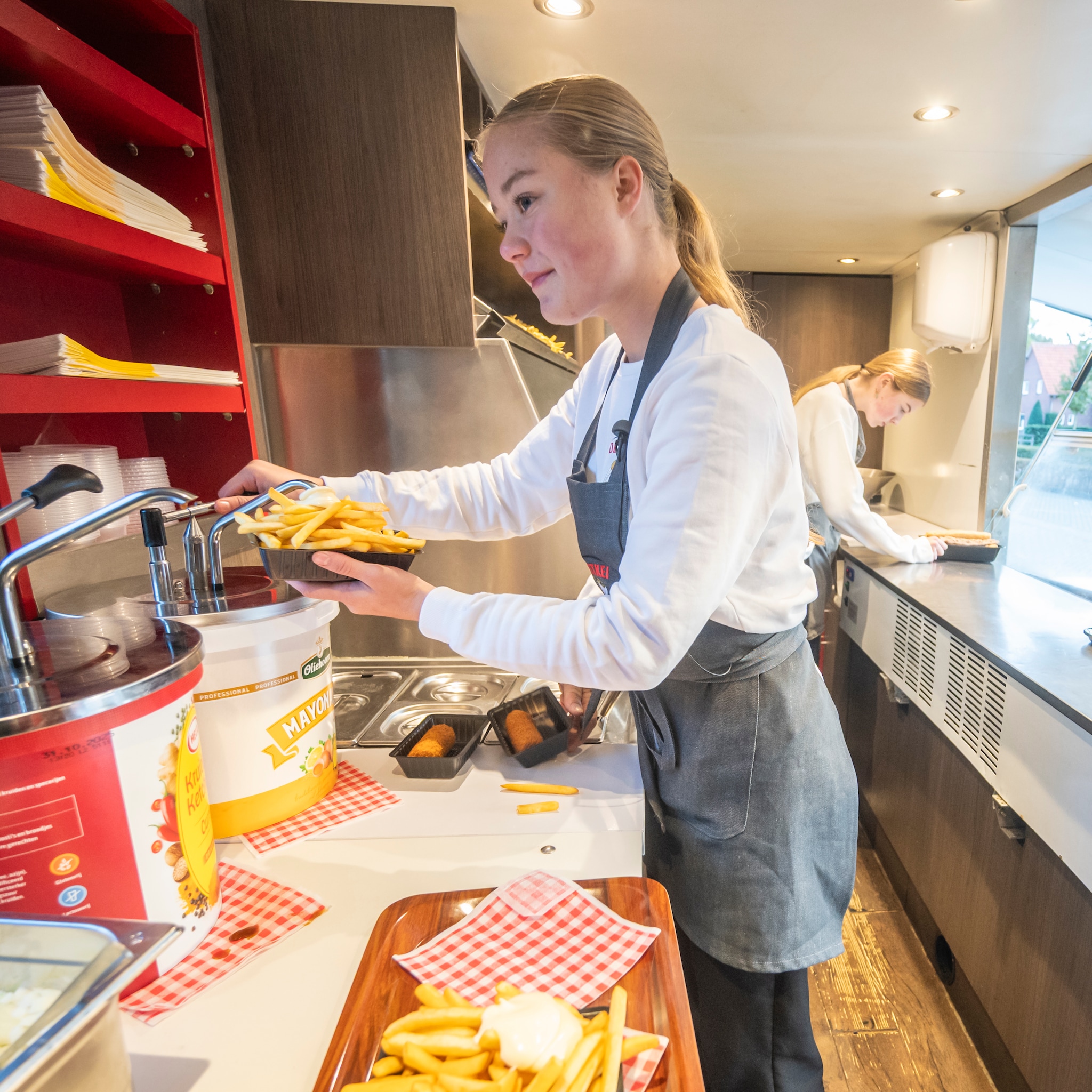 jasmijn hendriks snackmobiel de vetkei ondernemer 16 jaar frietbakken recorddag verjaardag