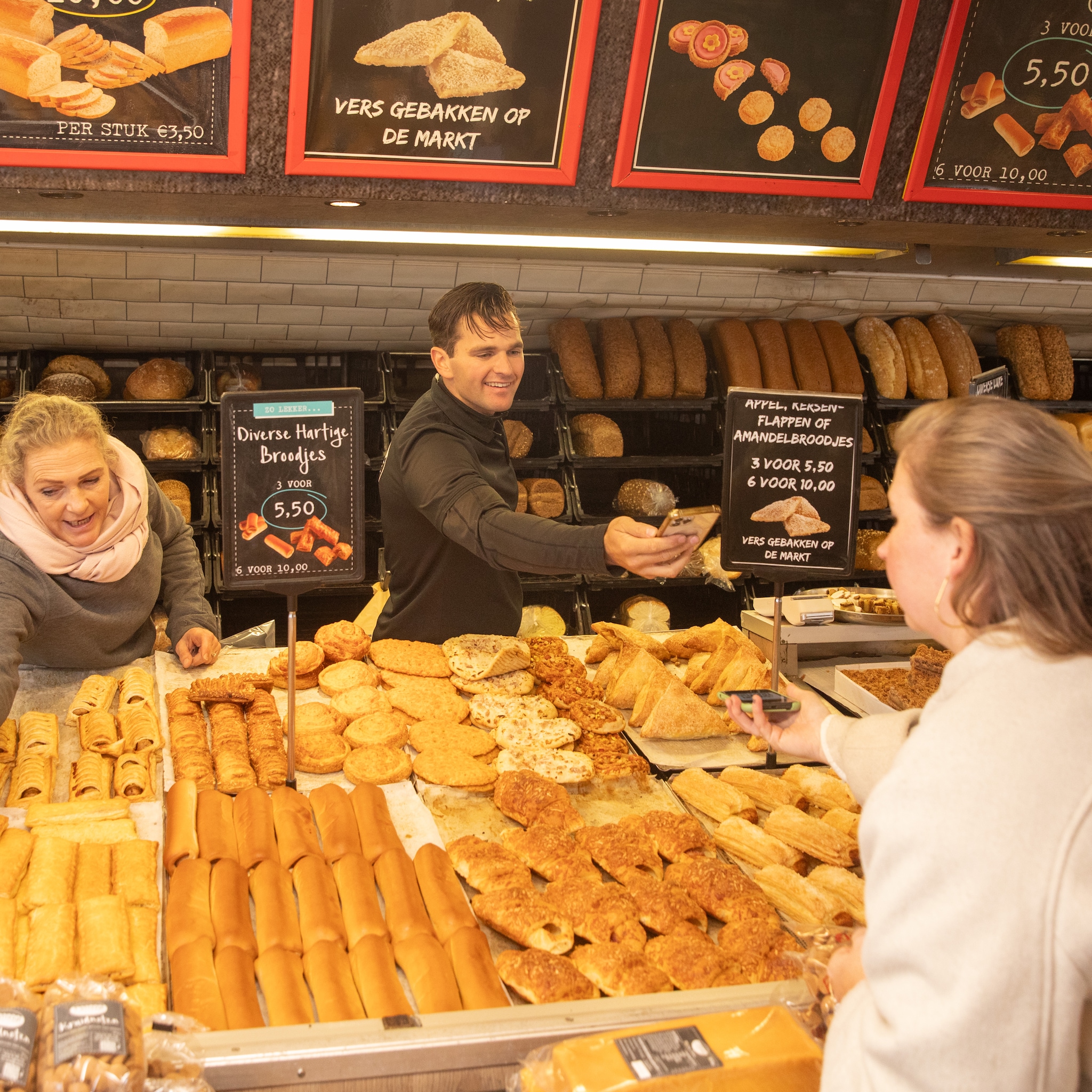 bakkerij t stoepje bunschoten spakenburg markt brood franchise
