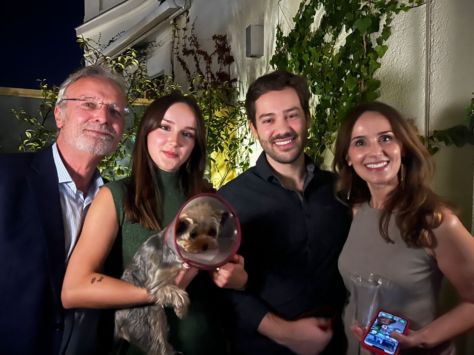 René de Jong met zijn gezin. René de Jong met zijn gezin. Privé