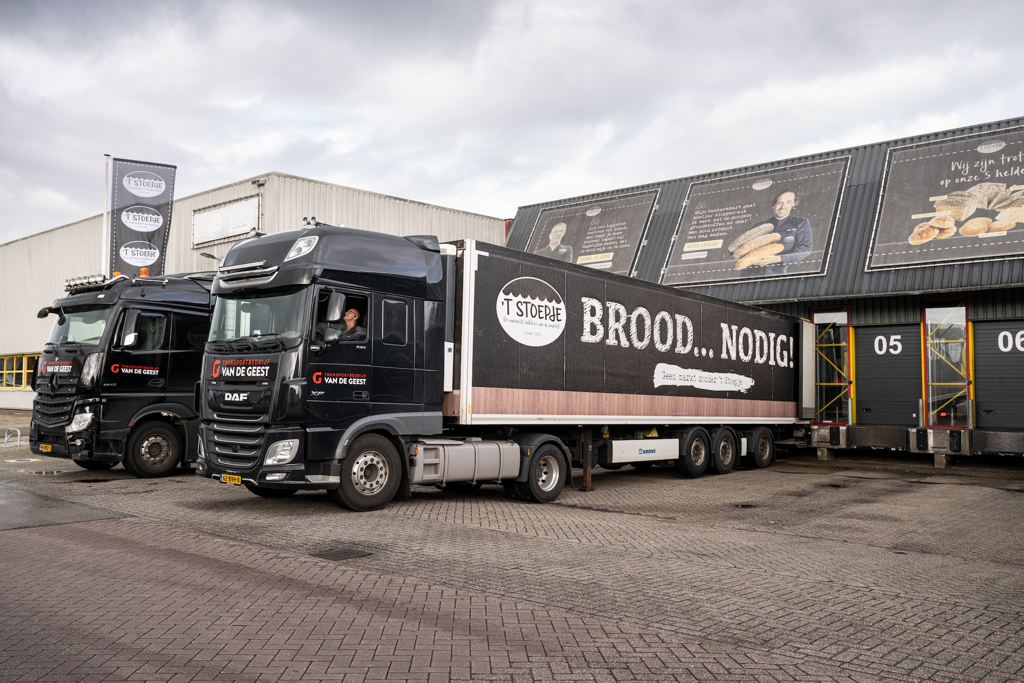 Het distributiecentrum van ’t Stoepje.  Het distributiecentrum van ’t Stoepje. Foto: Nico Brons