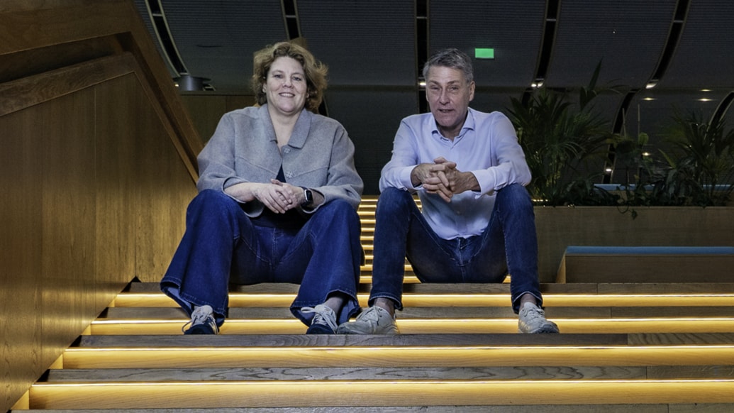 Barry Verhoeven (Panik Button) en Emy de Kock (Interpolis). Barry Verhoeven (Panik Button) en Emy de Kock (Interpolis). Foto: Mark Litjens