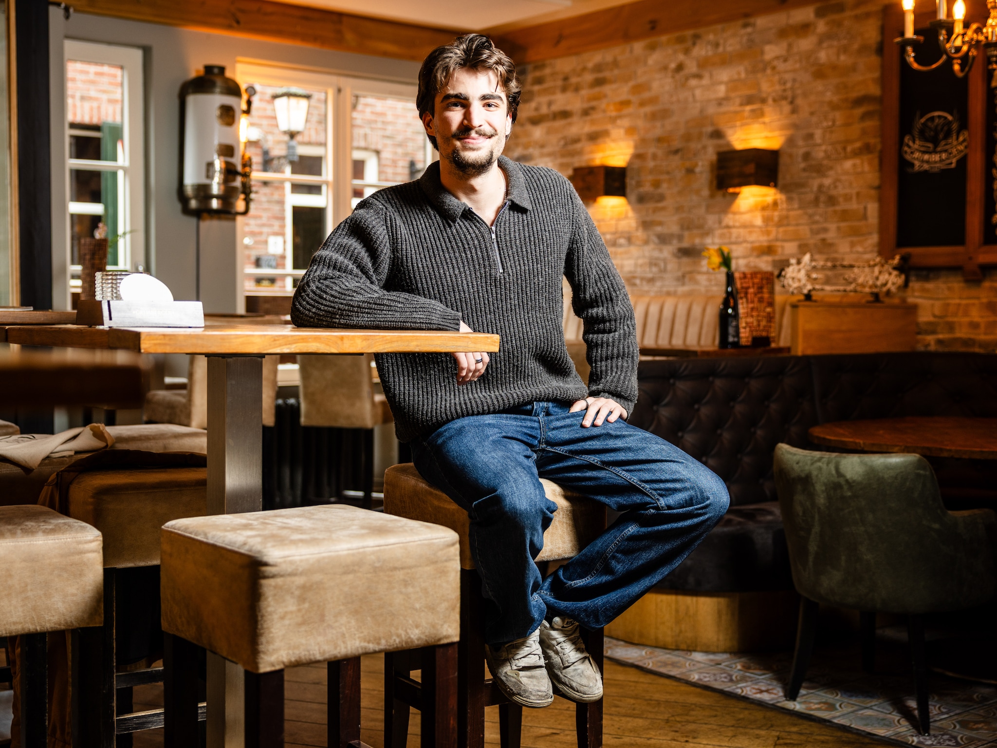 cafe van speyck oud beijerland camiel de neef jonge ondernemer student eigenaar