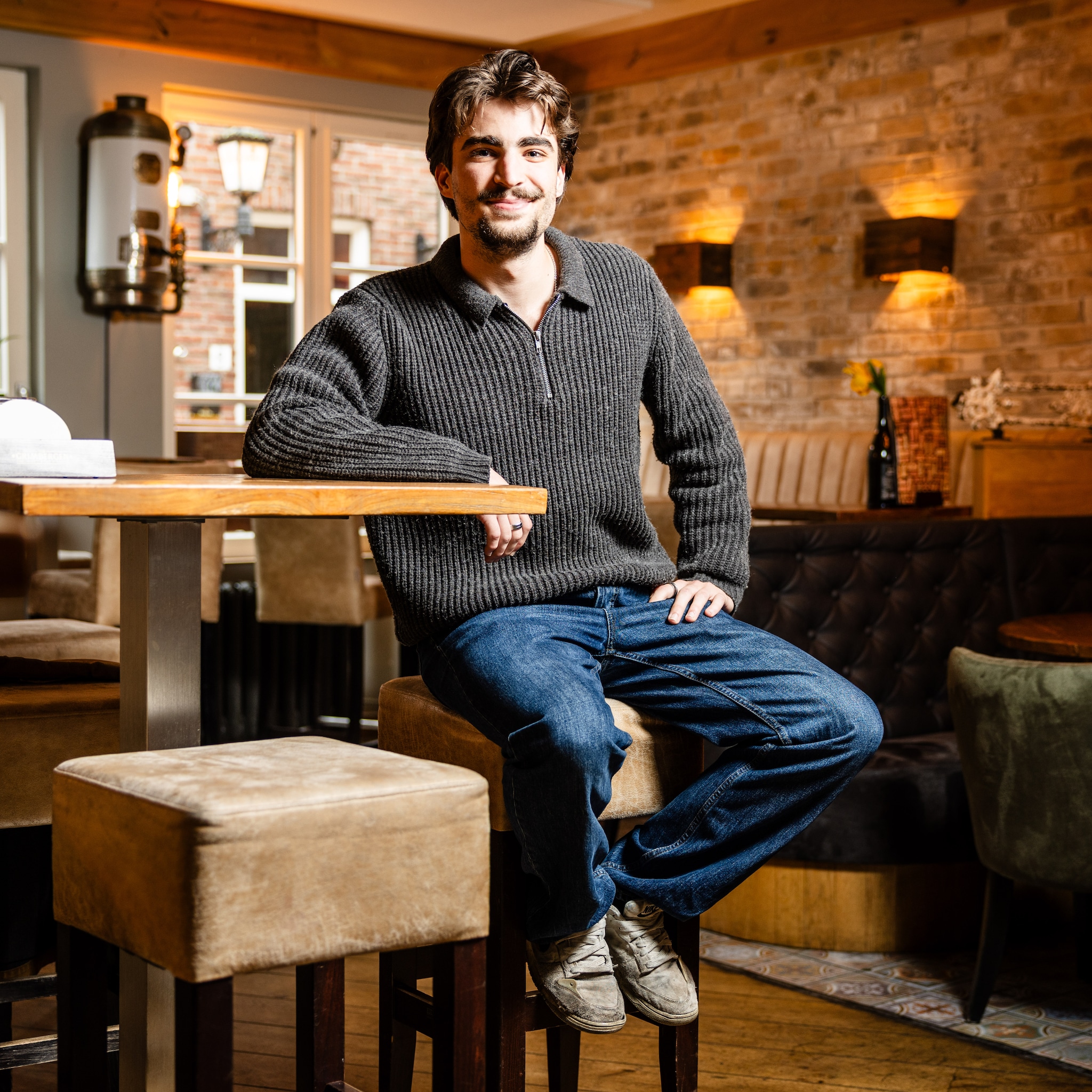 cafe van speyck oud beijerland camiel de neef jonge ondernemer student eigenaar