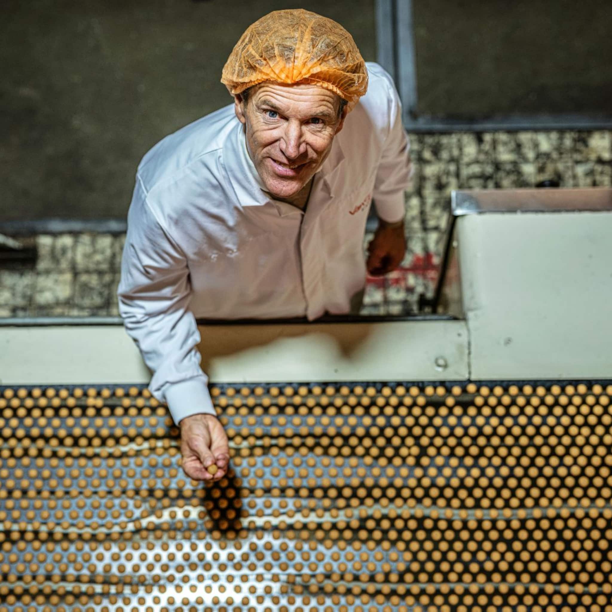 pepernoten kruidnoten sinterklaas oscar de lange van delft biscuits willy wonka