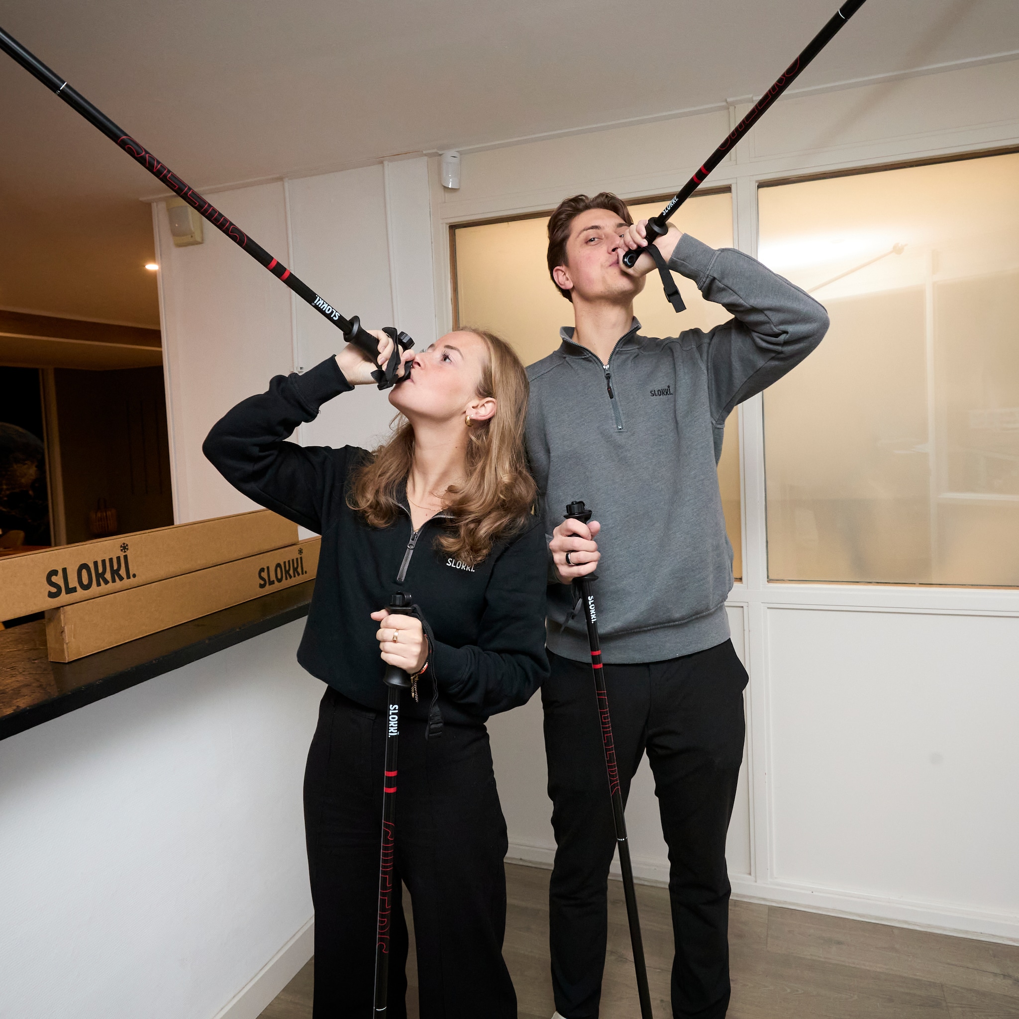 ski skistokken wintersport drank alcohol slokki corlinde hubregtse tom vroomen