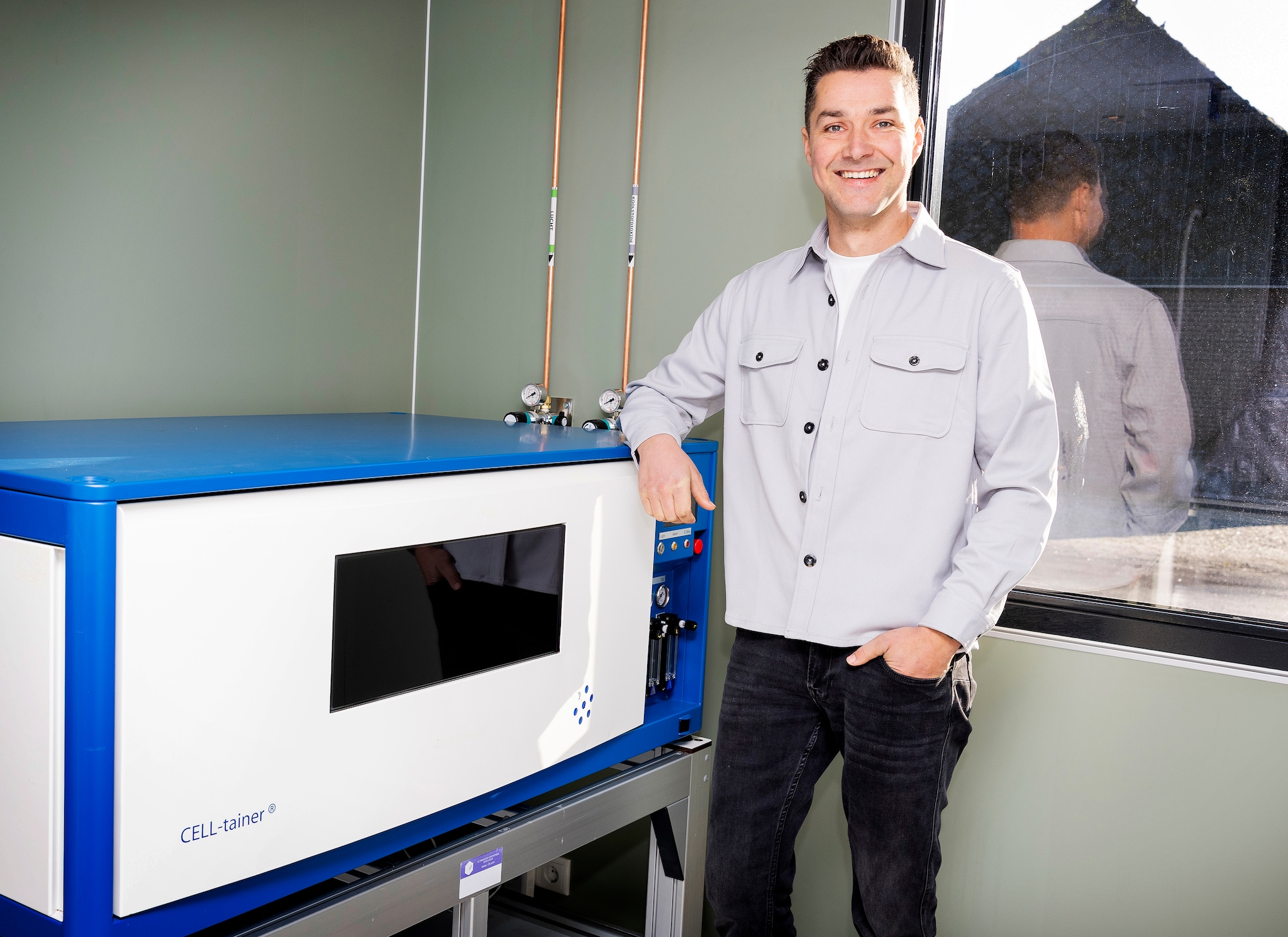 Boer Corné van Leeuwen gaat vlees kweken op zijn boerderij. Guus Schoonewille | Boer Corné van Leeuwen gaat vlees kweken op zijn boerderij.