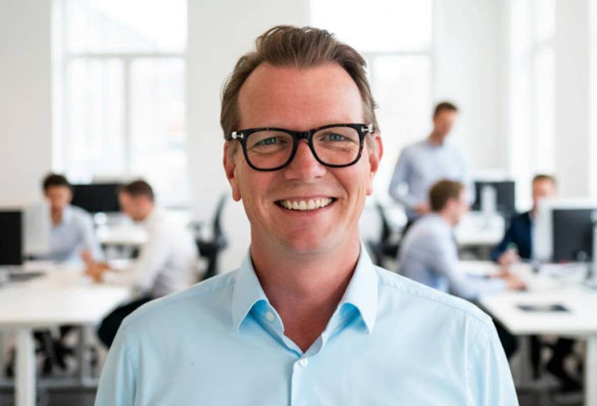 Jeroen van der Geest schreef boek Handboek AI voor ondernemers. Foto: eigen beeld Jeroen van der Geest schreef boek Handboek AI voor ondernemers. Foto: eigen beeld