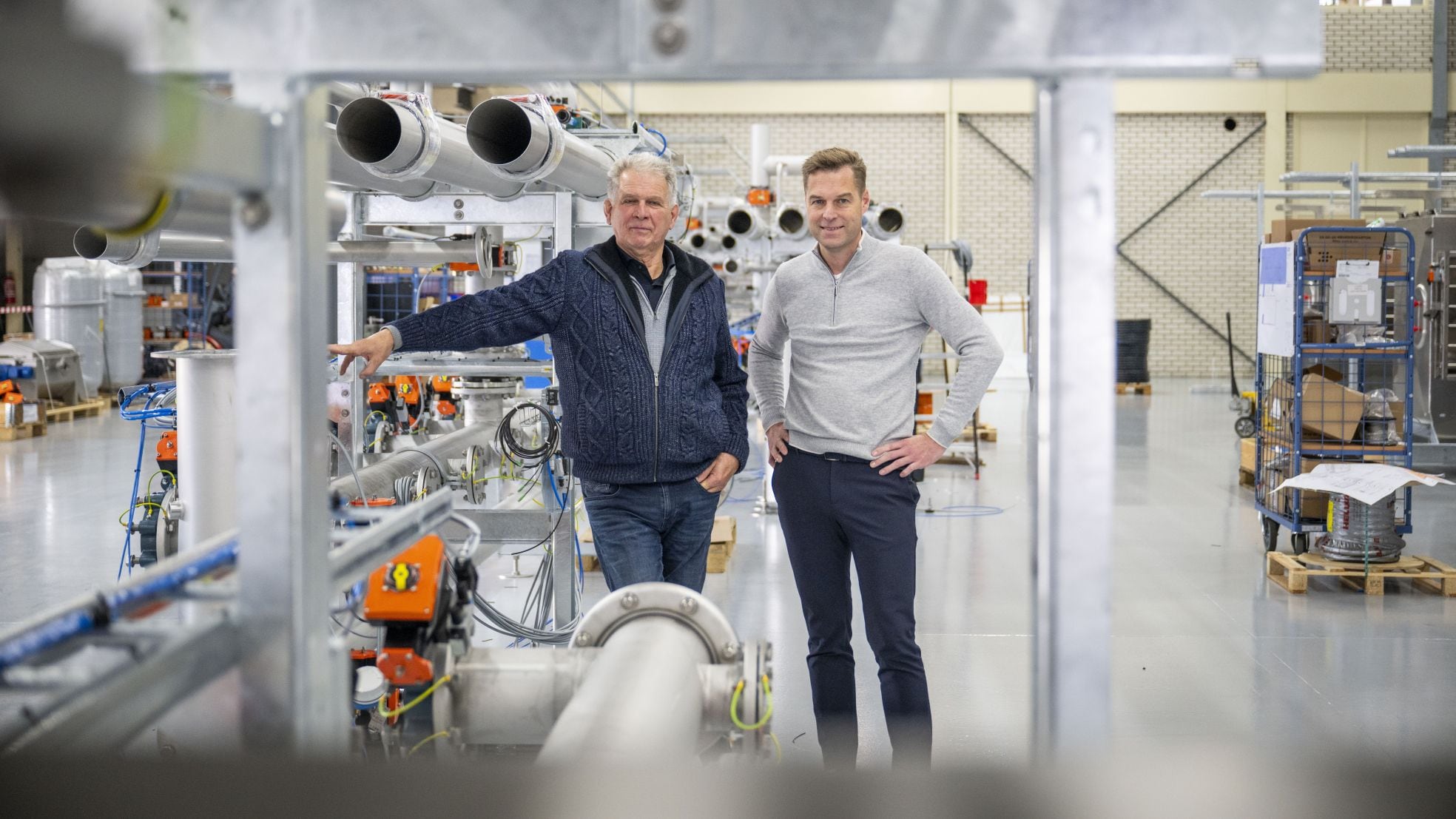 Ben Nieuwe Weme (links) en Menno Kunst in hun bedrijf. Ben Nieuwe Weme (links) en Menno Kunst in hun bedrijf. Foto: Lenneke Lingmont