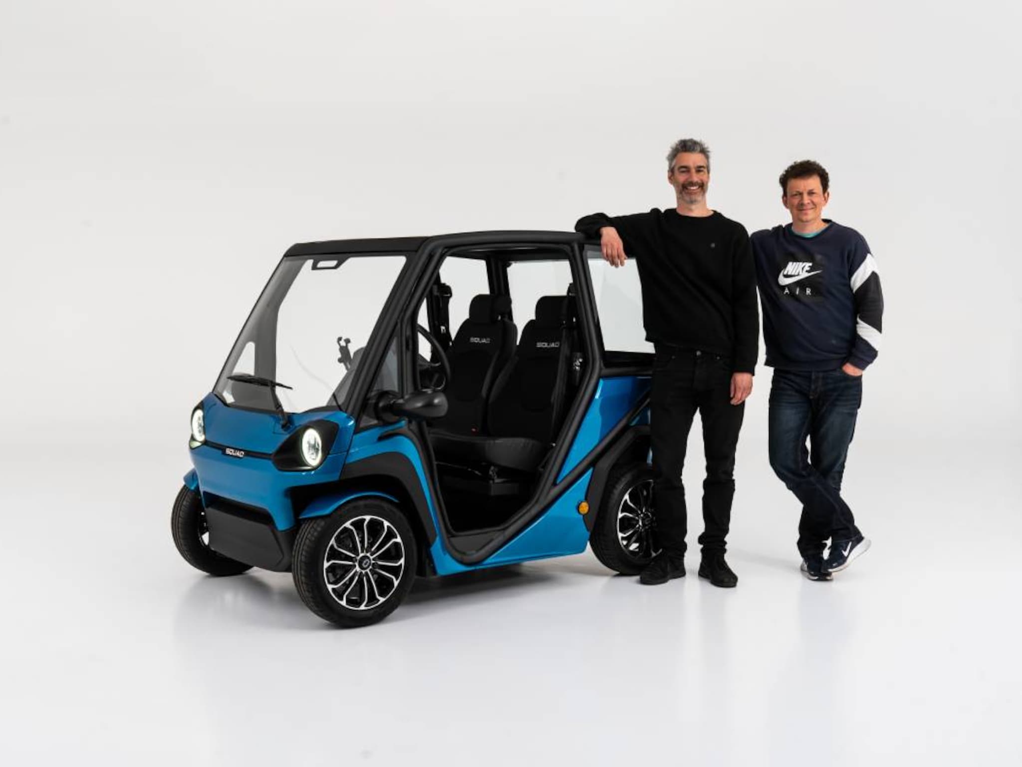 squad mobility zonneauto stadsauto lightyear solar robert hoevers chris klok crowdfunding