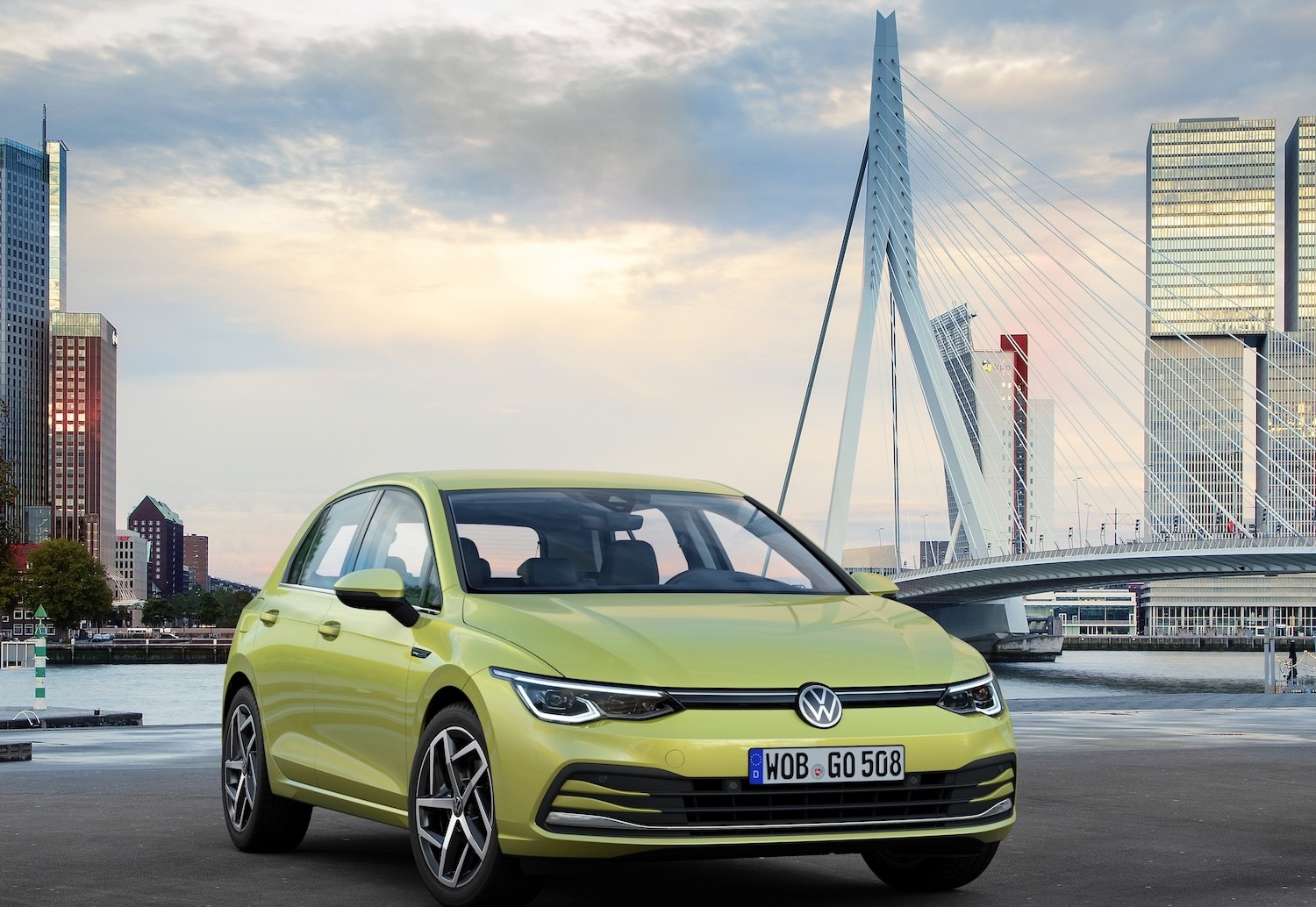 Een basisversie van de VW Golf weegt 1204 kg en kost tussen de 166 en 182 euro per 3 maanden. Een basisversie van de VW Golf weegt 1.204 kg en kost tussen de 166 en 182 euro per 3 maanden. Foto: Volkswagen