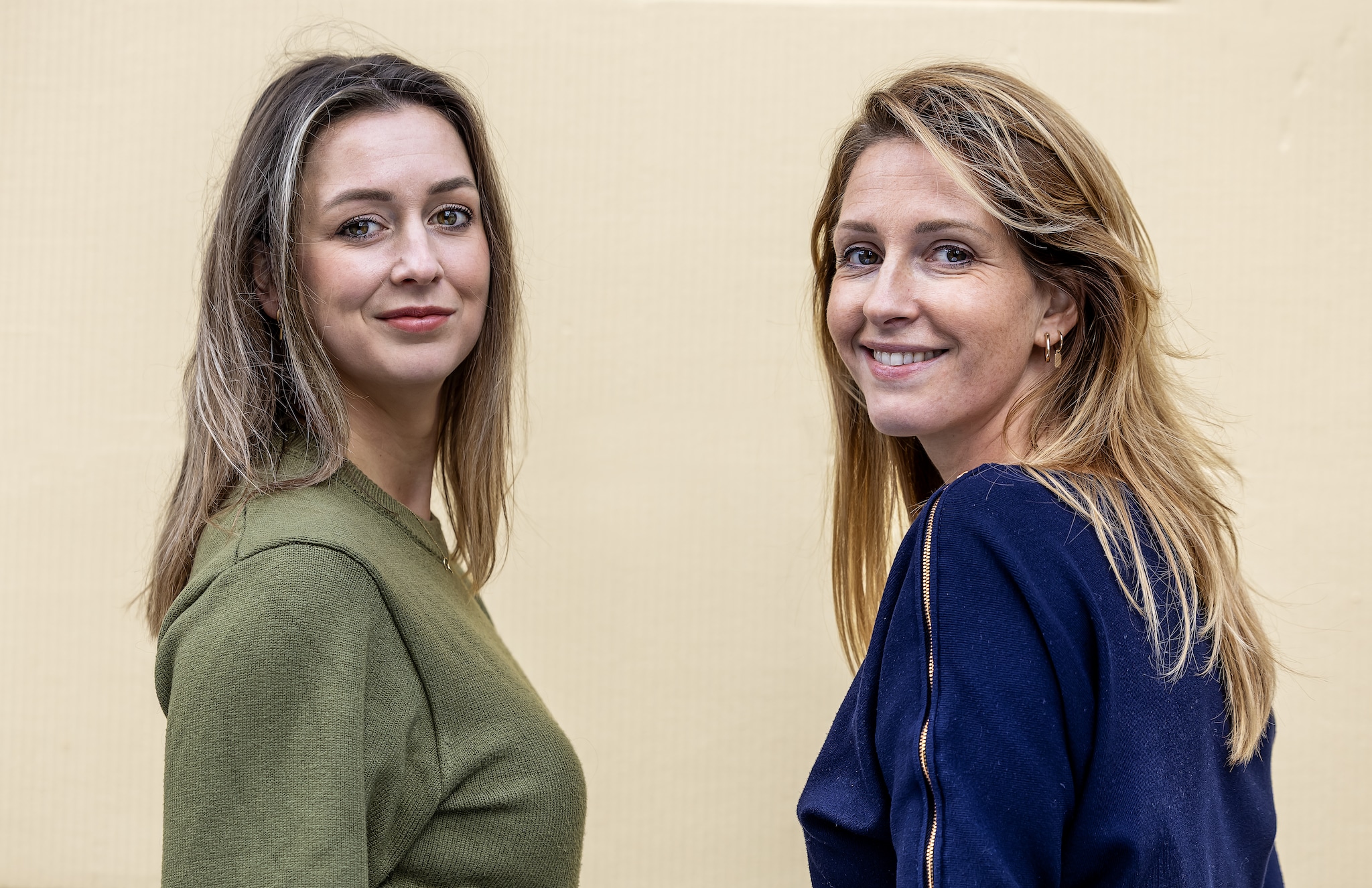 Demi van Helden en Anna Jochems helpen ondernemers die hun bedrijf verkopen. Foto: Angeliek de Jonge Demi van Helden en Anna Jochems helpen ondernemers die hun bedrijf verkopen. Foto: Angeliek de Jonge
