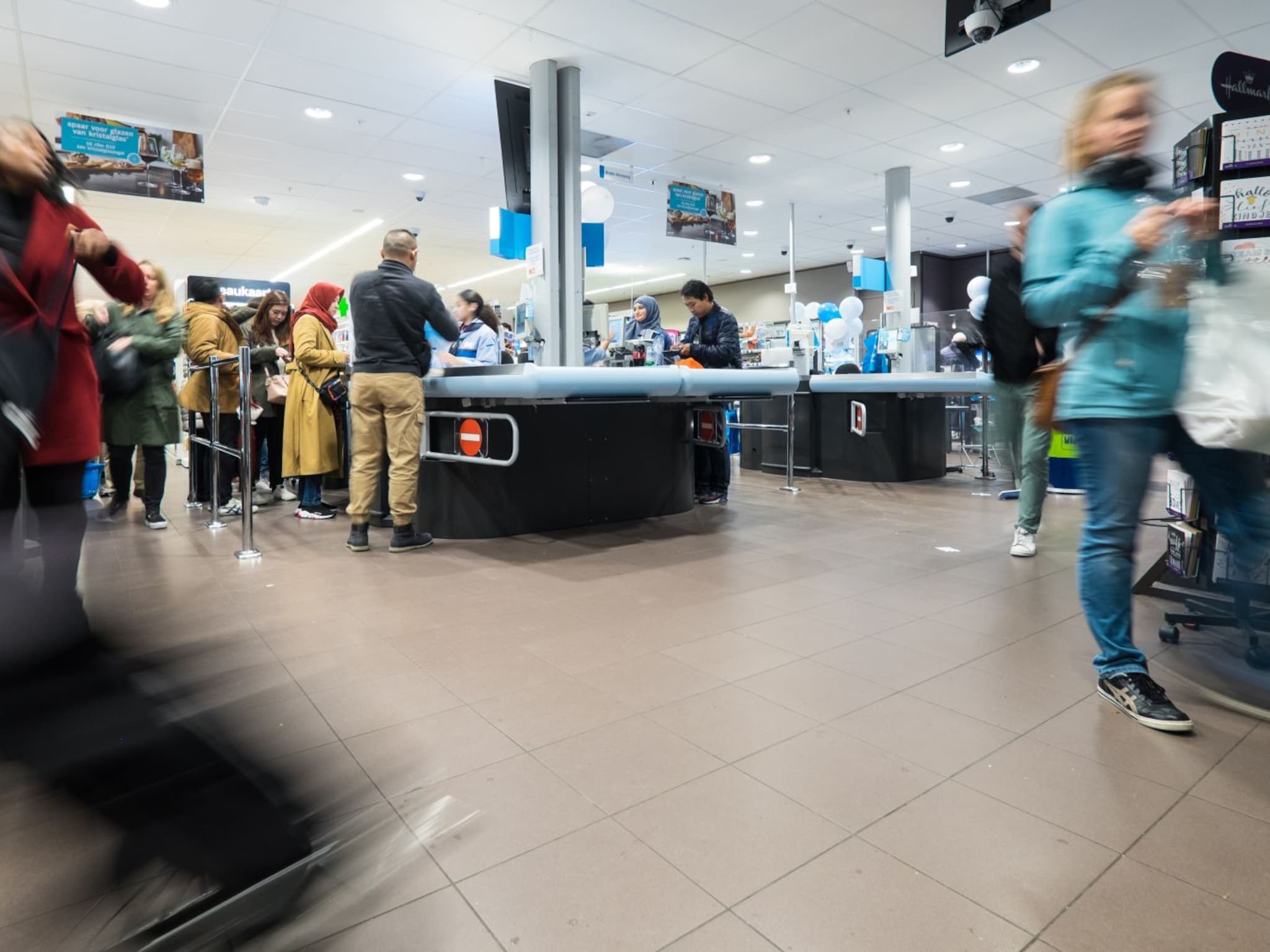 agressie klant personeel zelfscankassa abn amro supermarkt intimidatie statiegeld automaten