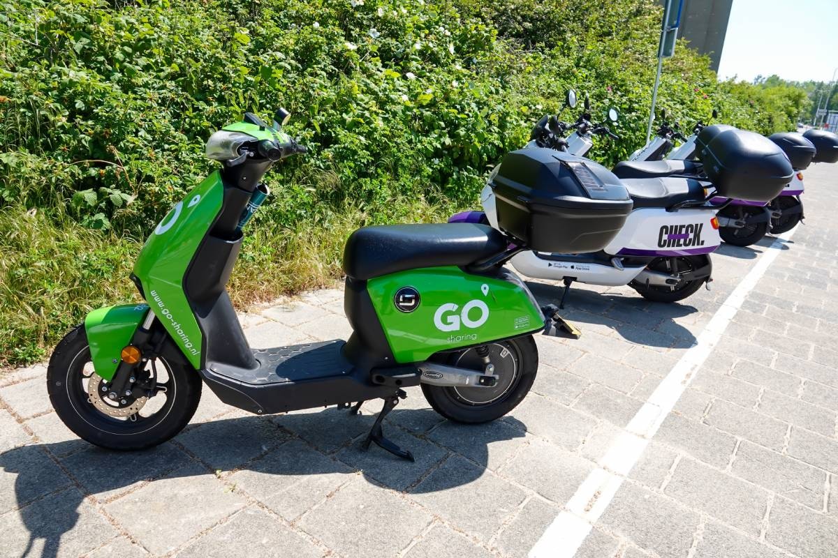 Een deelscooter van Go Sharing. Foto: Shutterstock Een deelscooter van Go Sharing. Foto: Shutterstock