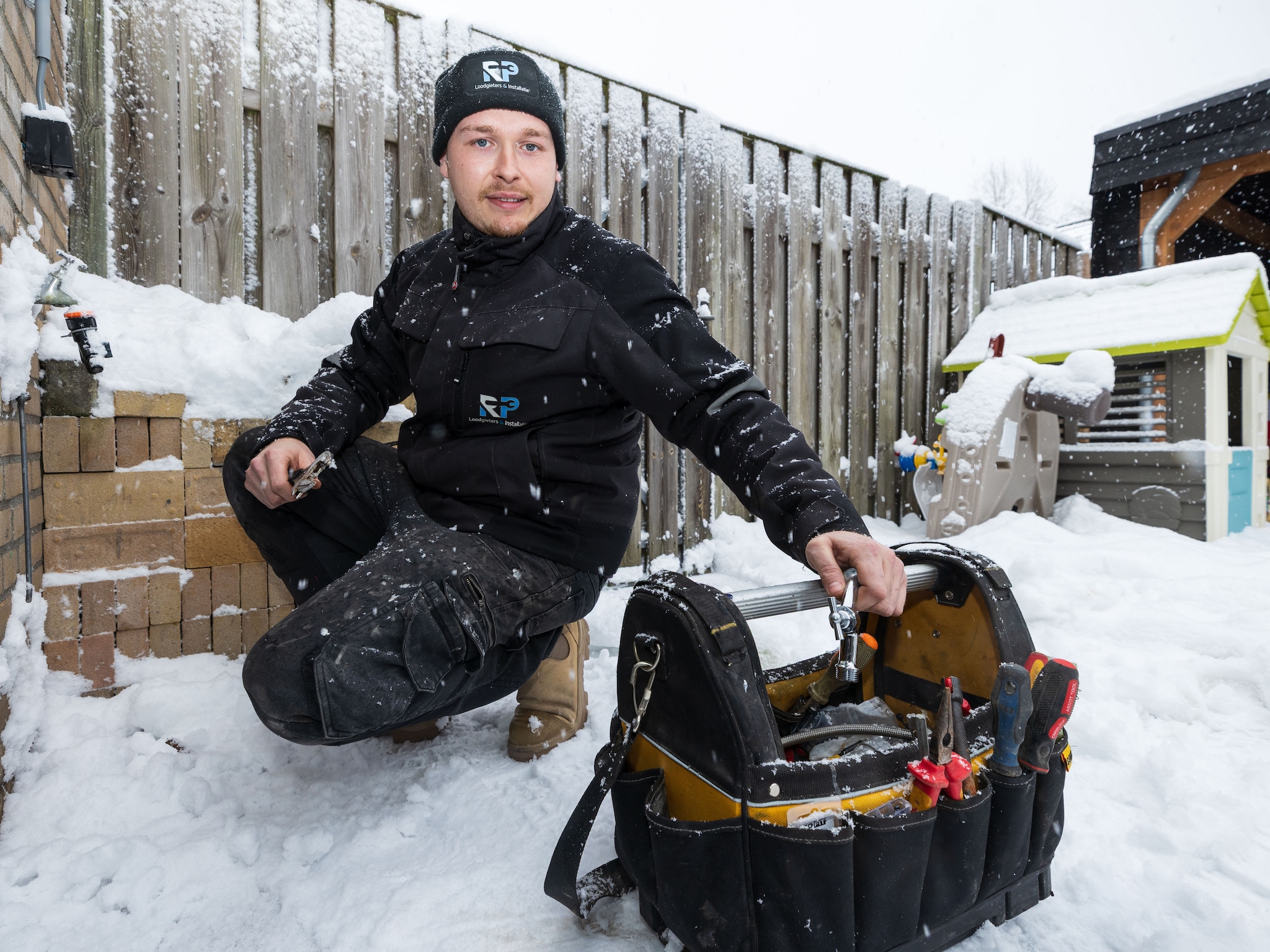 sneeuw sneeuwval winter cv warmtepomp installateurs loodgieters slee bever verkoop