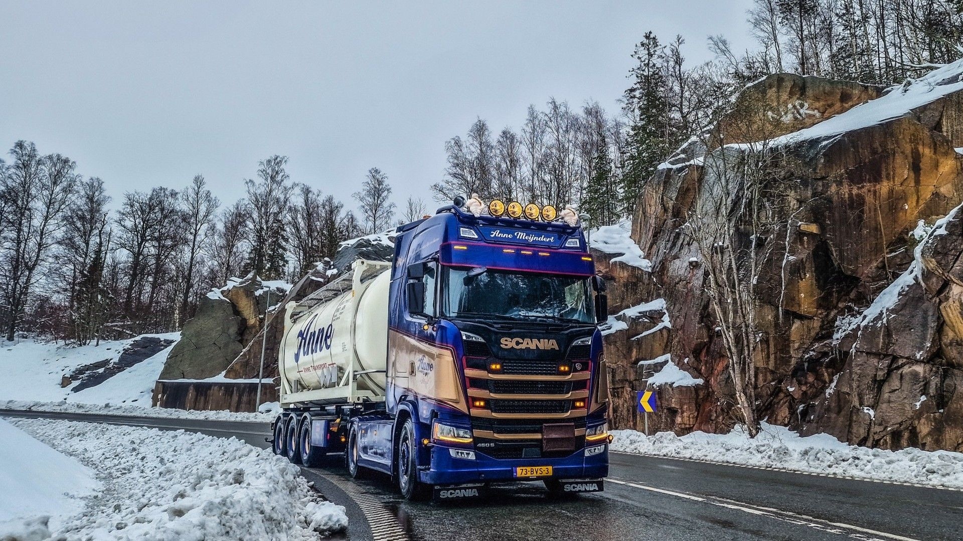 Een truck van Anne Transport op weg. Een truck van Anne Transport op weg. Eigen foto