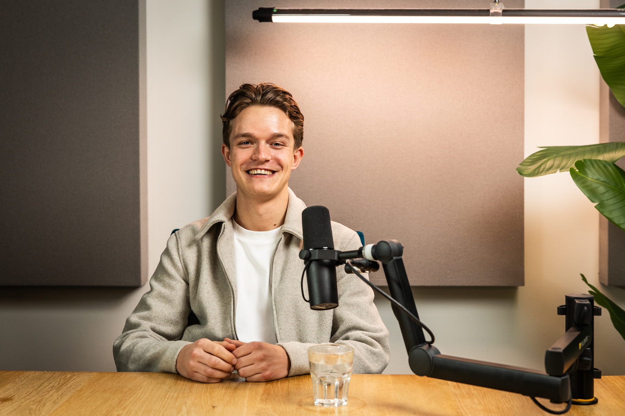 Mitchell Drion is oprichter van Voomy, en bedrijf in consumenten-electronica. Foto Dingena Mol Mitchell Drion is oprichter van Voomy, en bedrijf in consumenten-electronica. Foto Dingena Mol