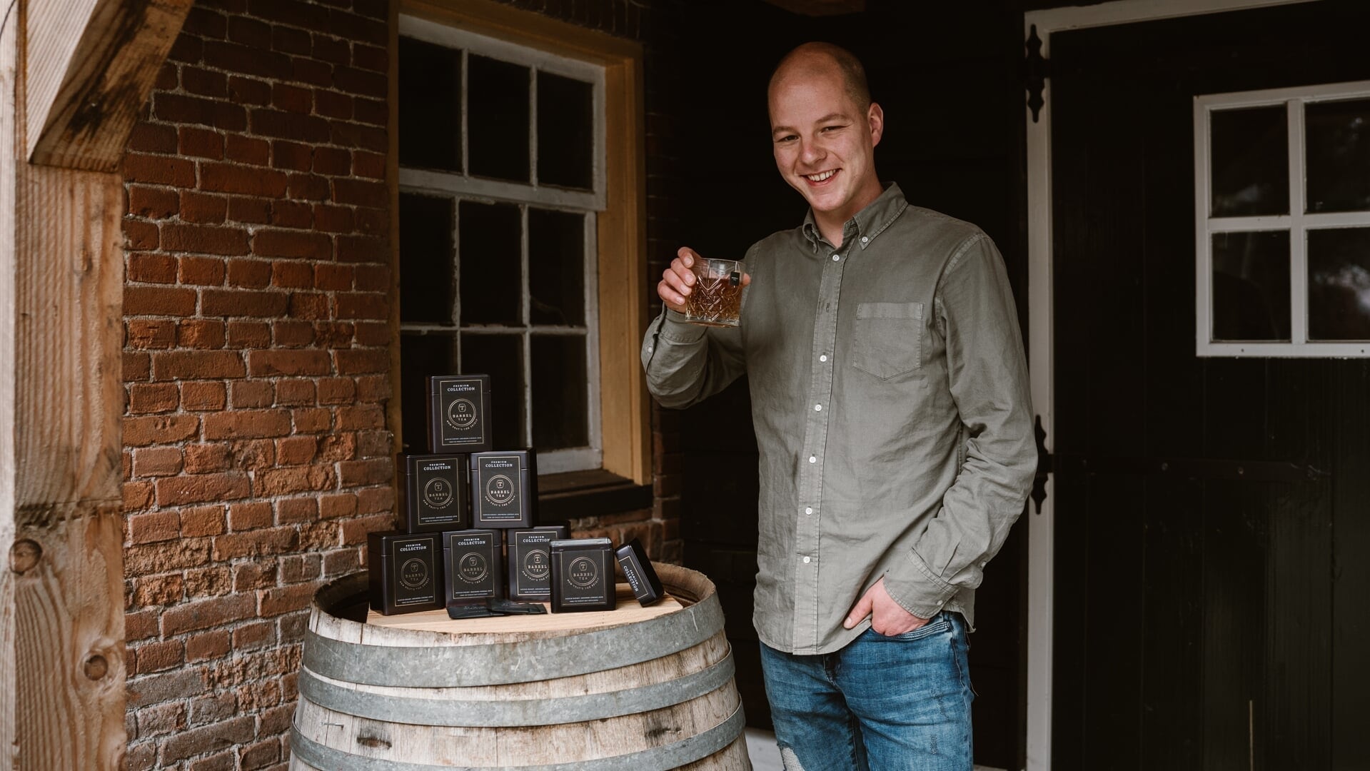 Henri Koekoek met zijn Barrel Tea. Henri Koekoek met zijn Barrel Tea. Foto: eigen beeld