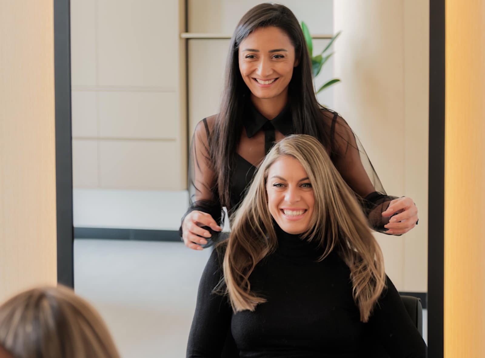 De derde generatie Turks-Nederlandse Aysegül Yener wist al jong dat ze kapper wilde worden. Foto: Aysegül Yener