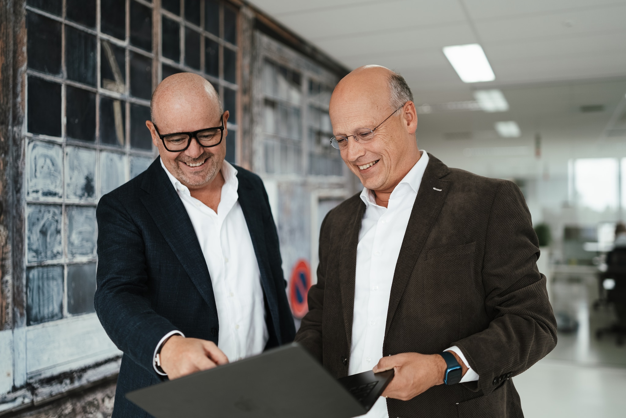 . Links Remco Frühauf, rechts Peter Potters. Beeld: Informer Group