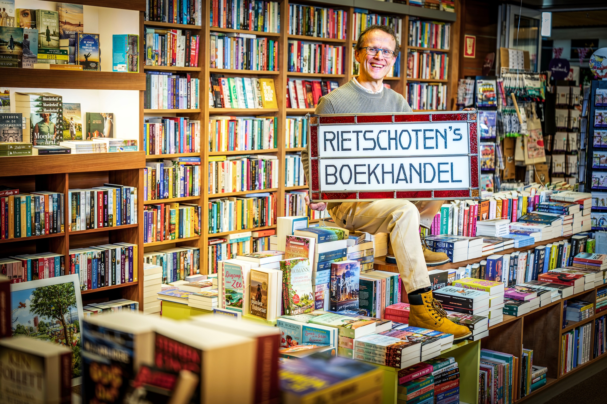 Boekhandel Rietschoten in Rotterdam: de winkel betsaat 100 jaar. Foto: Frank de Roo Boekhandel Rietschoten in Rotterdam: de winkel betsaat 100 jaar. Foto: Frank de Roo