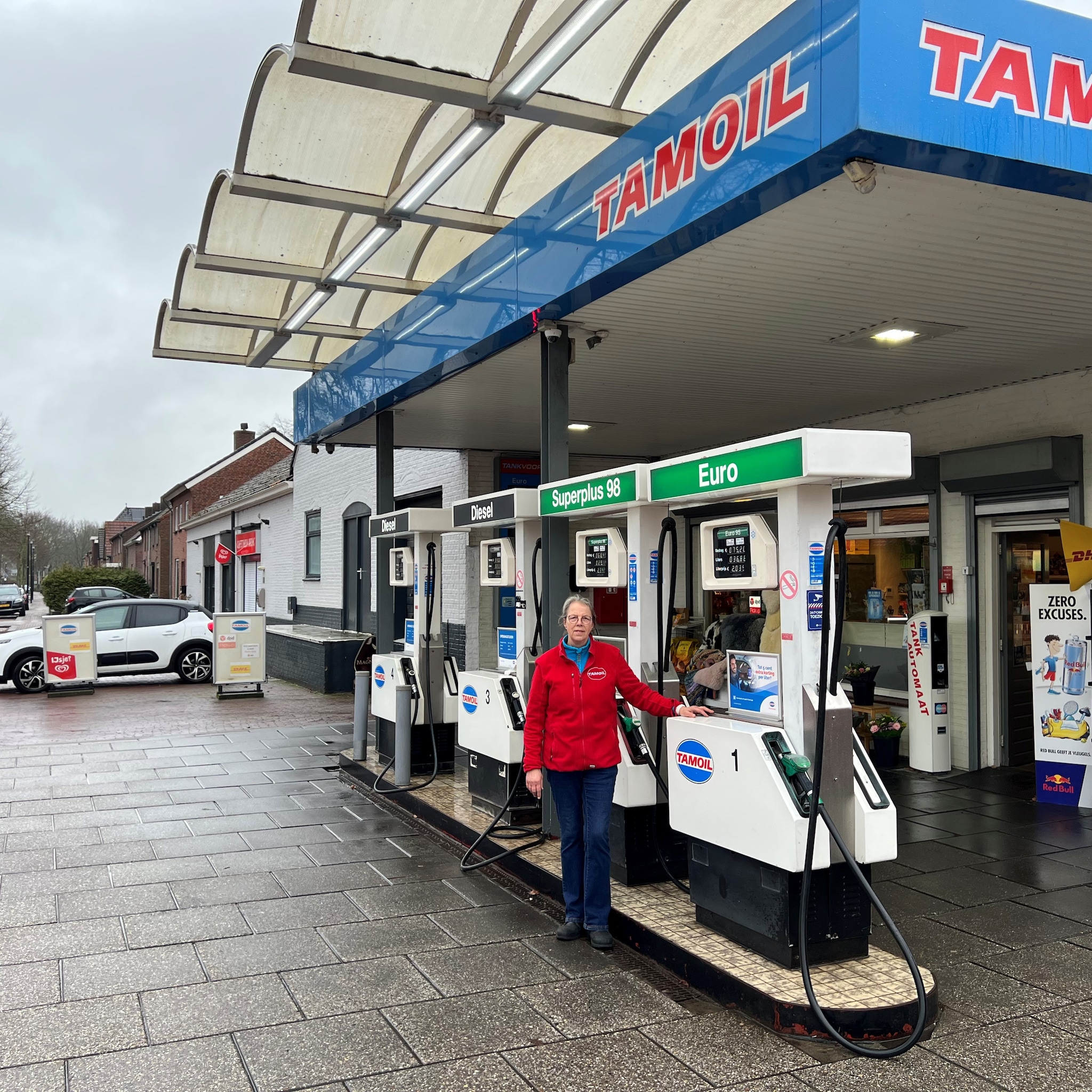 btw accijns benzine grens grensregio tankstation supermarkt limburg noord brabant