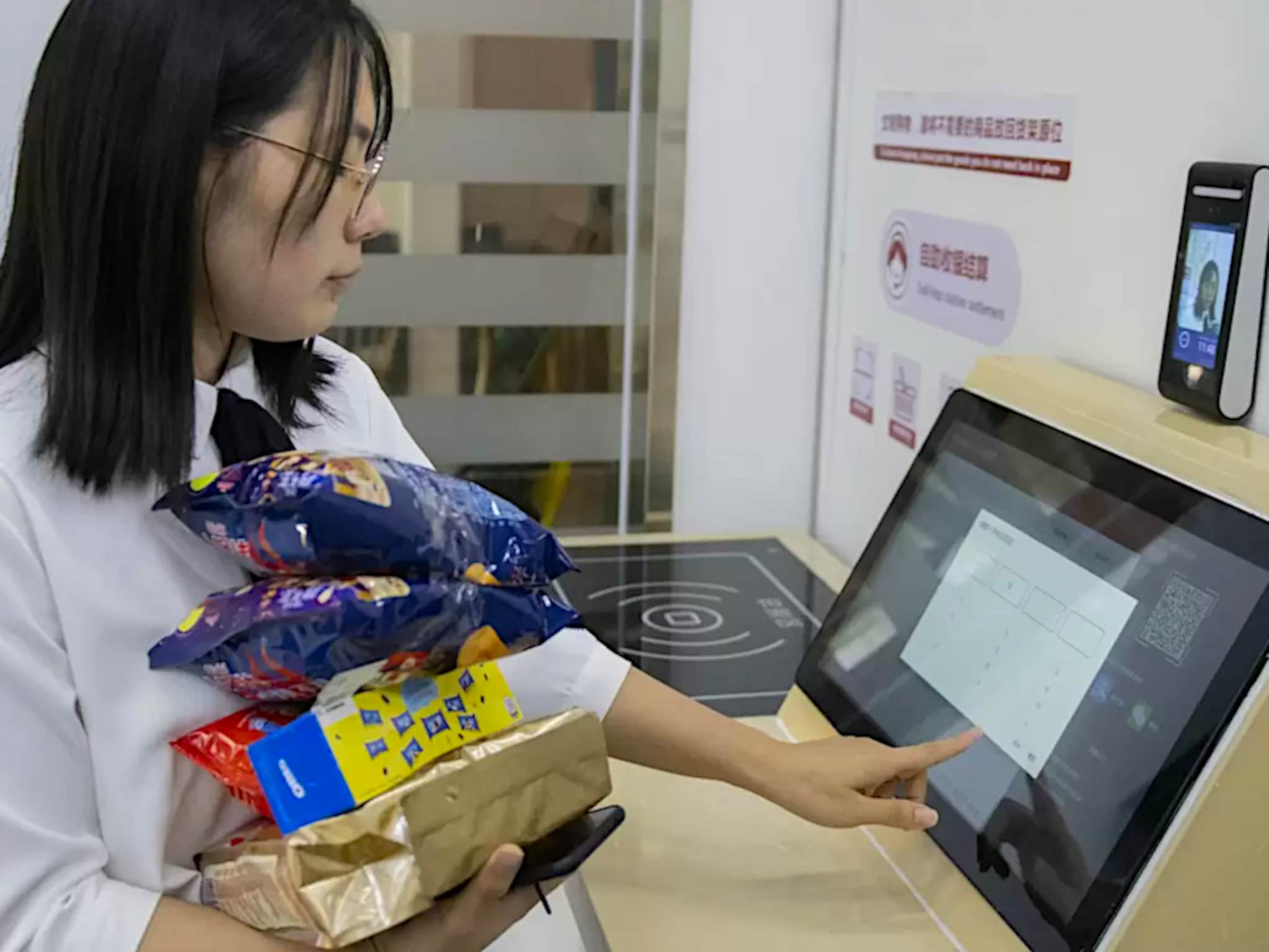 joybuy jd nederland retail mkb ecommerce logistiek china expert john lin