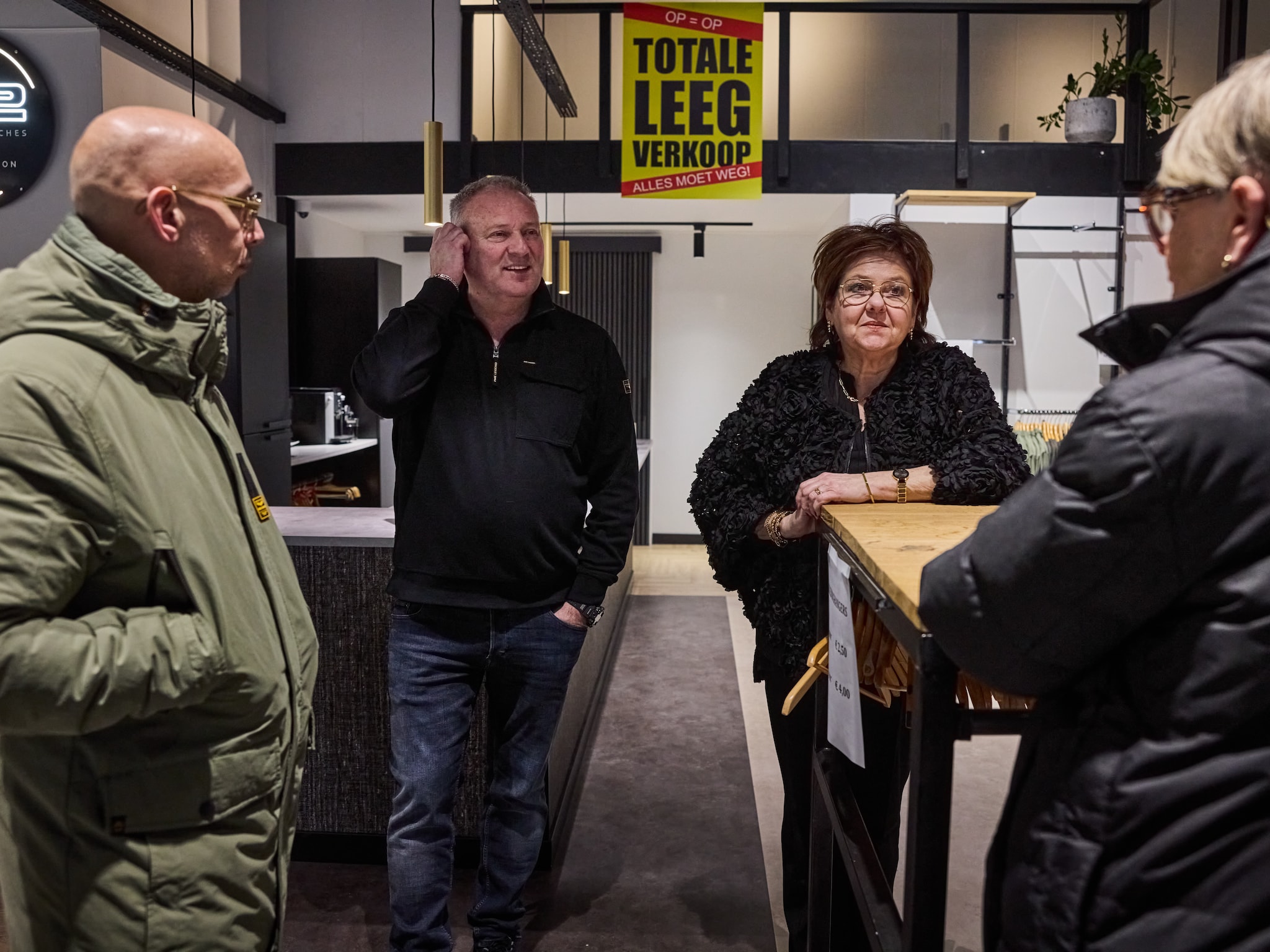 modezaak j22 faillissement monique dennis jasper online personeel huur kosten