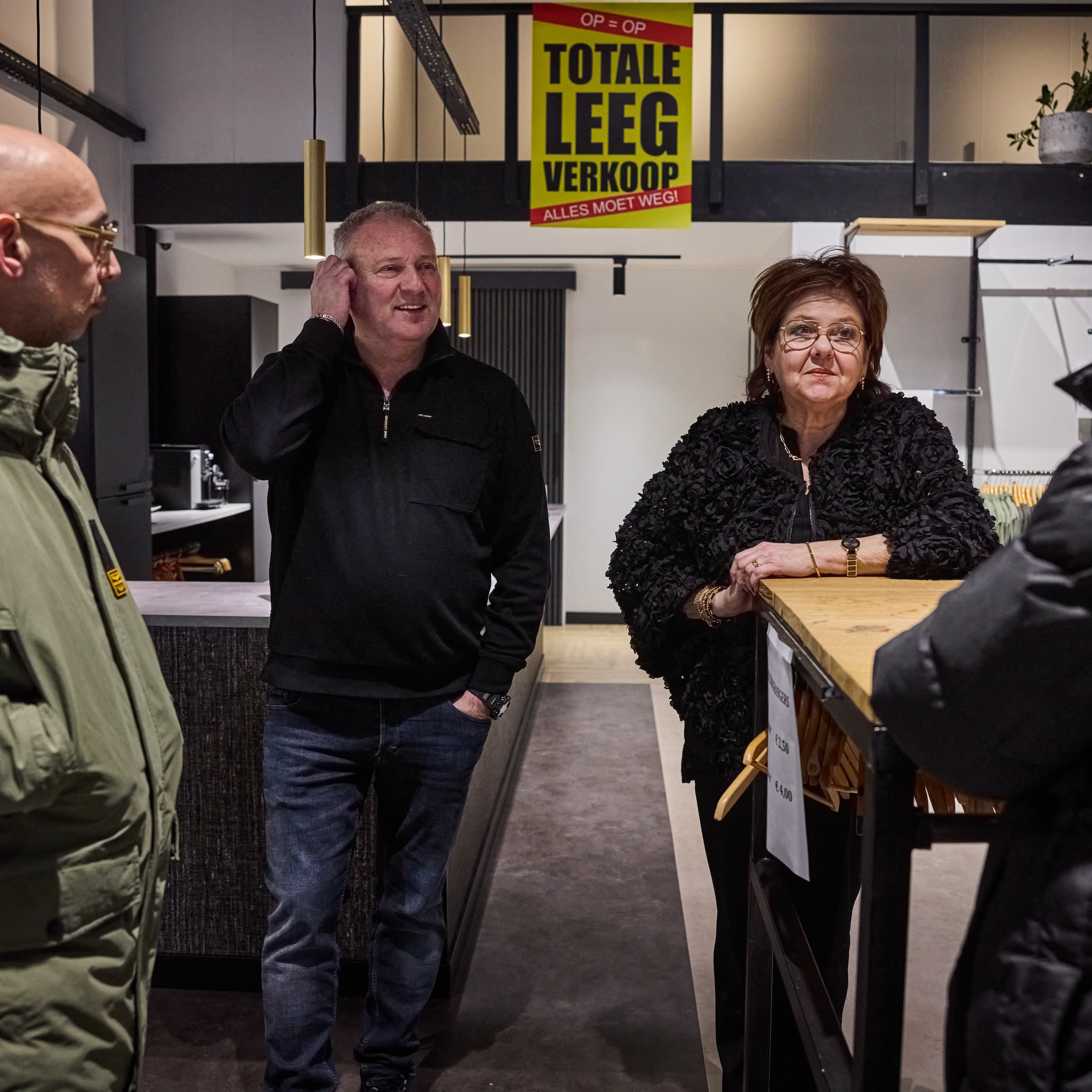 modezaak j22 faillissement monique dennis jasper online personeel huur kosten