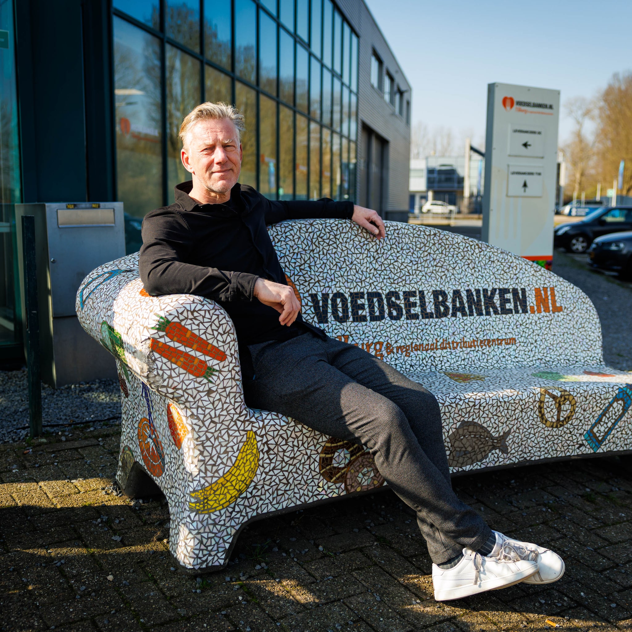 peter dinkla faillissement voedselbank villa miljonair boek