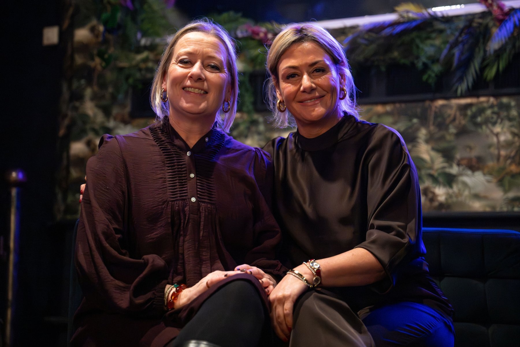 De zussen Femke en Sietske van der Hoef, oprichters van ZUSSS. De zussen Femke van der Hoef en Sietske van Hartingsveldt, oprichters van ZUSSS. Foto: Vol in Beeld