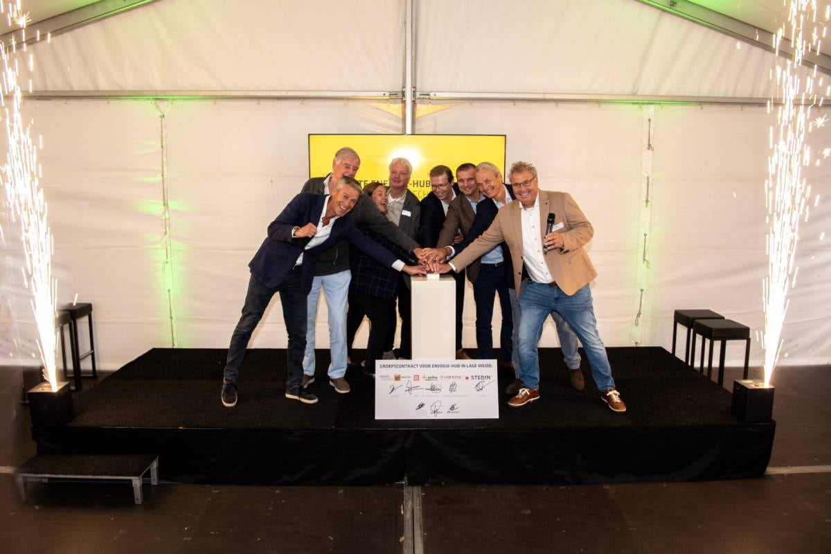 De opening van de E-hub. Foto: eigen beeld De opening van de E-hub. Foto: eigen beeld