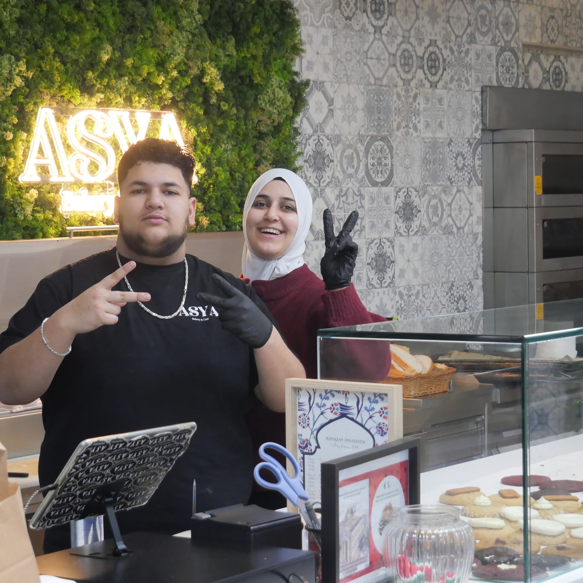 asya bakery arnhem selva harun kodaz