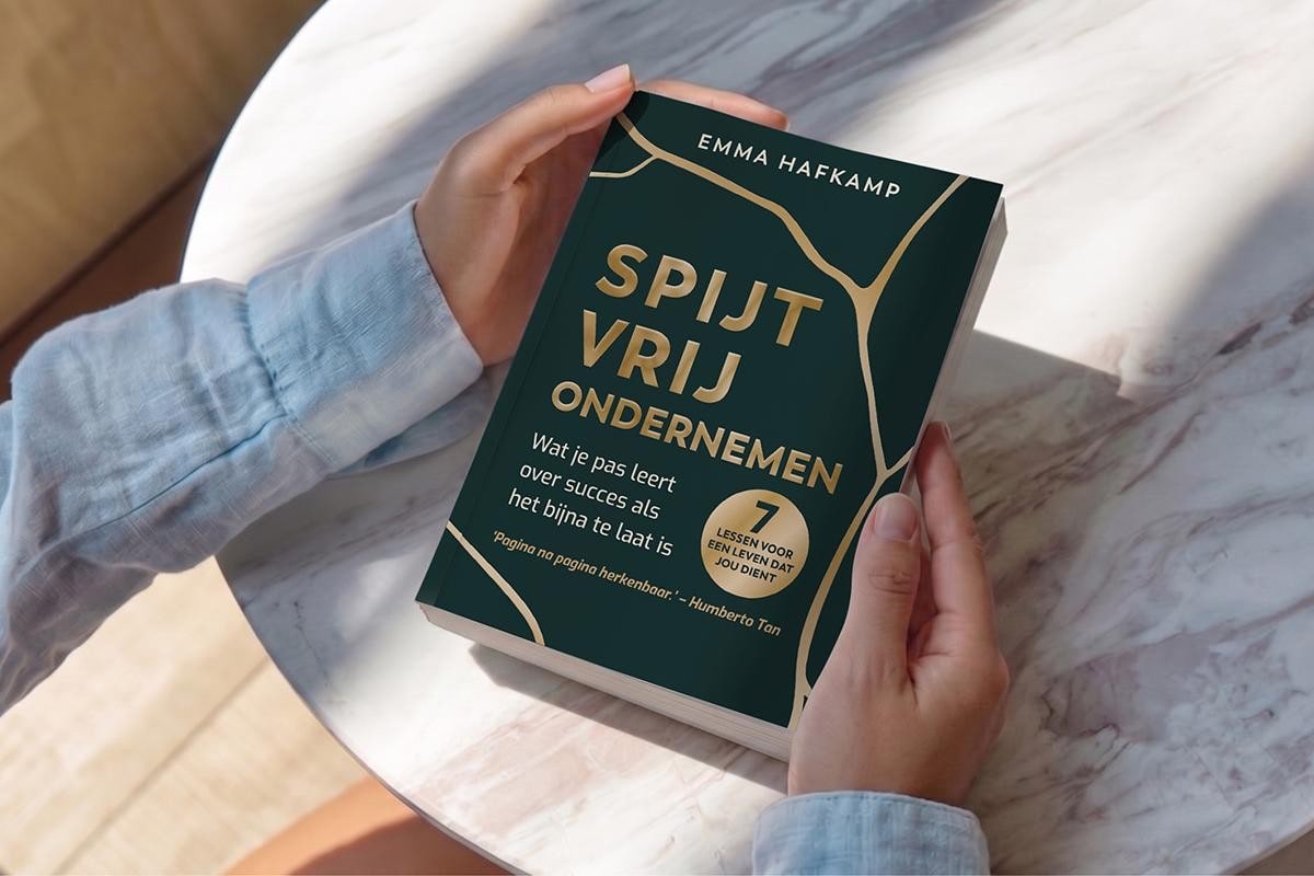 Emma Hafkamp schreef 'Spijtvrij ondernemen' Foto: Emma Hafkamp Emma Hafkamp schreef 'Spijtvrij ondernemen' Foto: Emma Hafkamp