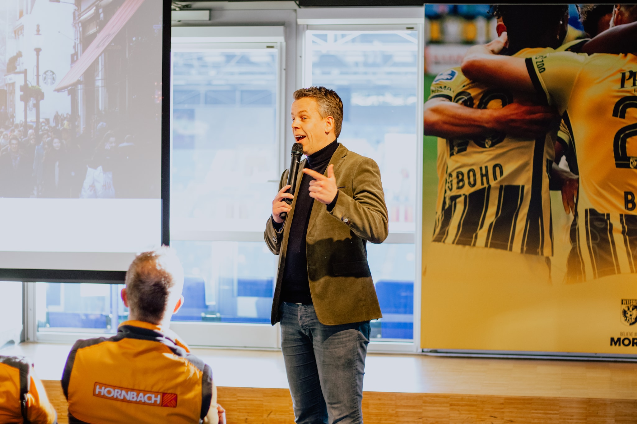 Tom Kikkert is een veelgevraagd spreker en adviseur op het gebied van veranderend consumentengedrag en de impact hiervan op bedrijven. Tom Kikkert is een veelgevraagd spreker en adviseur op het gebied van veranderend consumentengedrag en de impact hiervan op bedrijven. Eigen foto