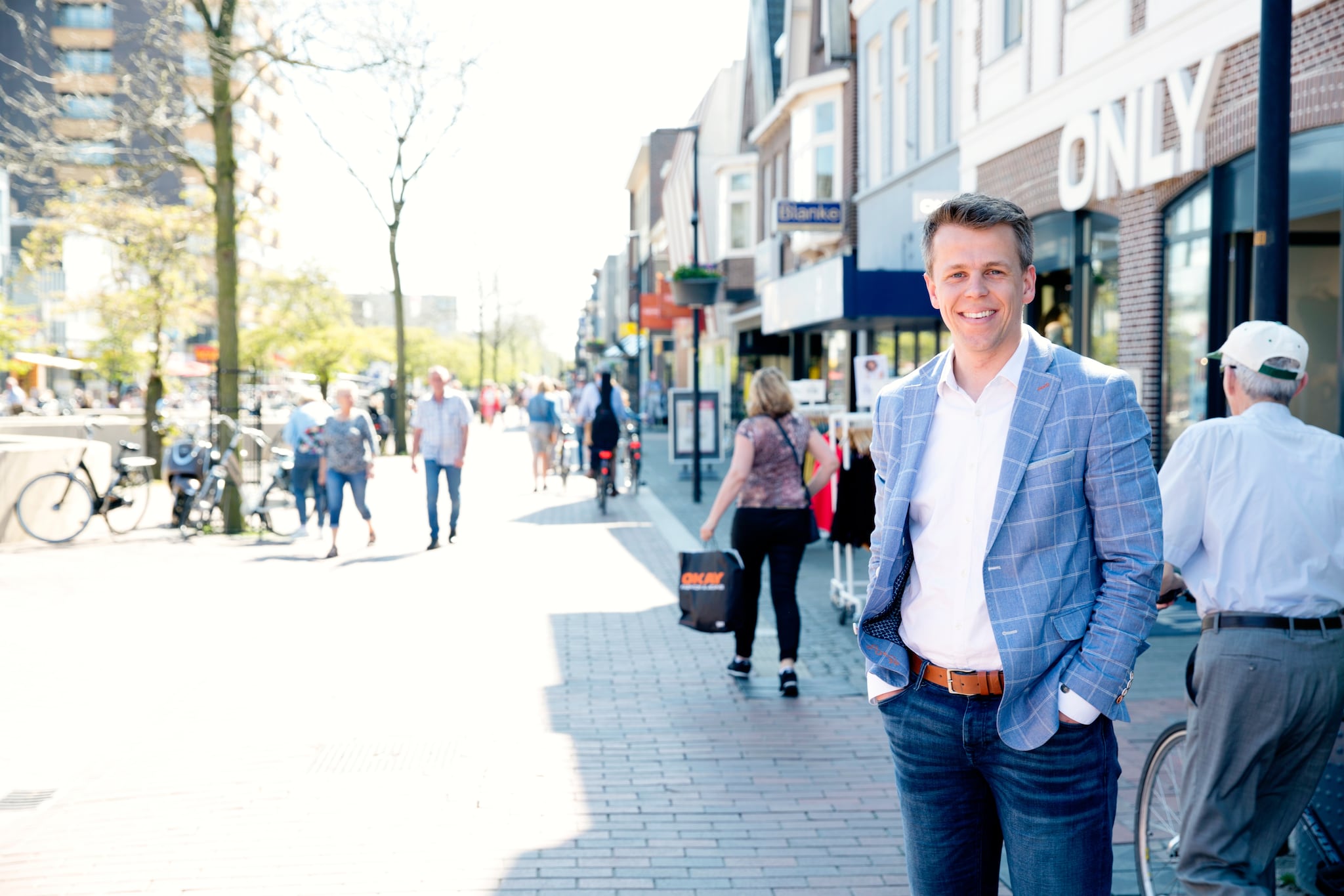 Retailexpert Tom Kikkert ziet het somber in voor supermarkten en sportwinkels.  Retailexpert Tom Kikkert ziet het somber in voor supermarkten en sportwinkels. Eigen foto