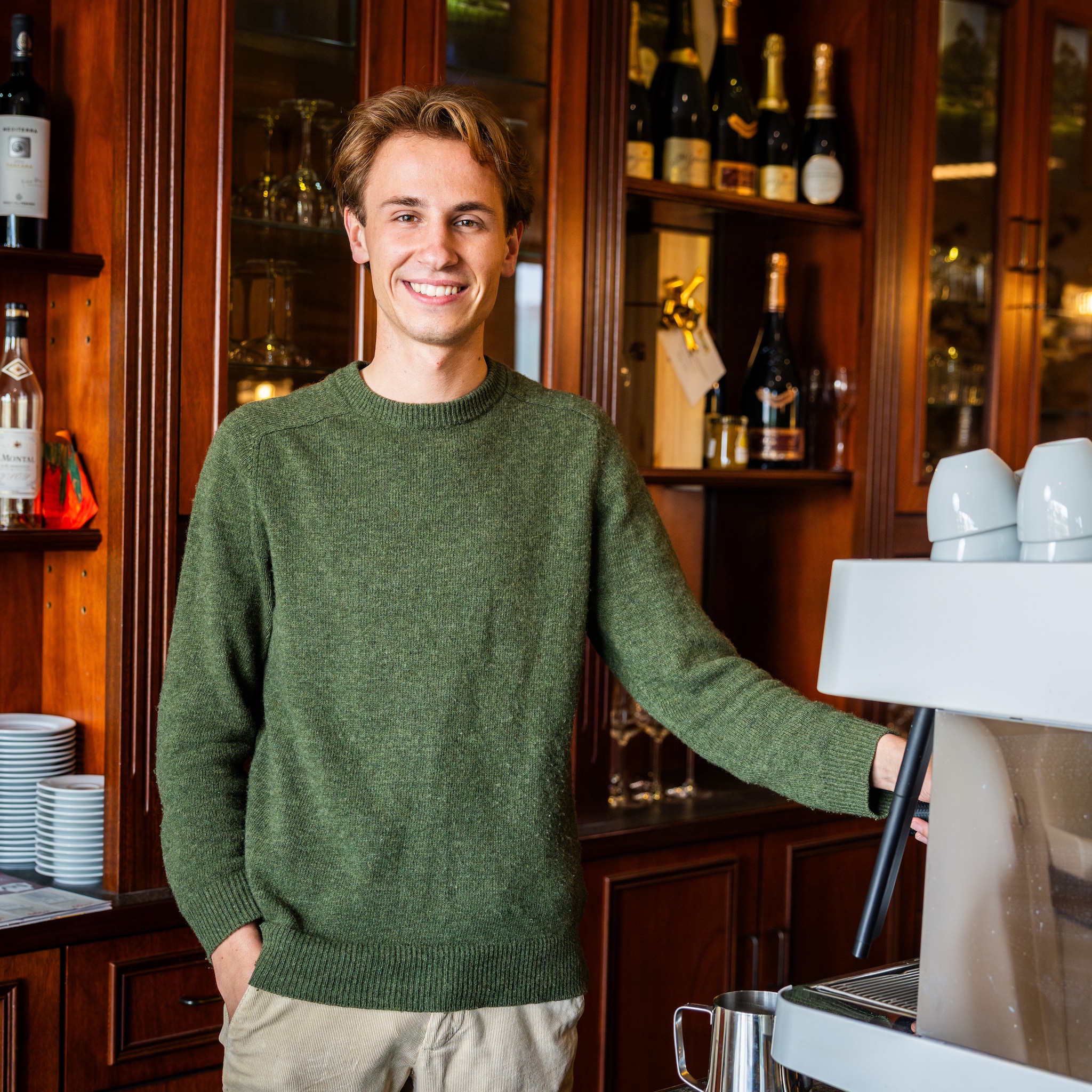 piepjonge ondernemer thomas tigelaar 22 ommen school restaurant