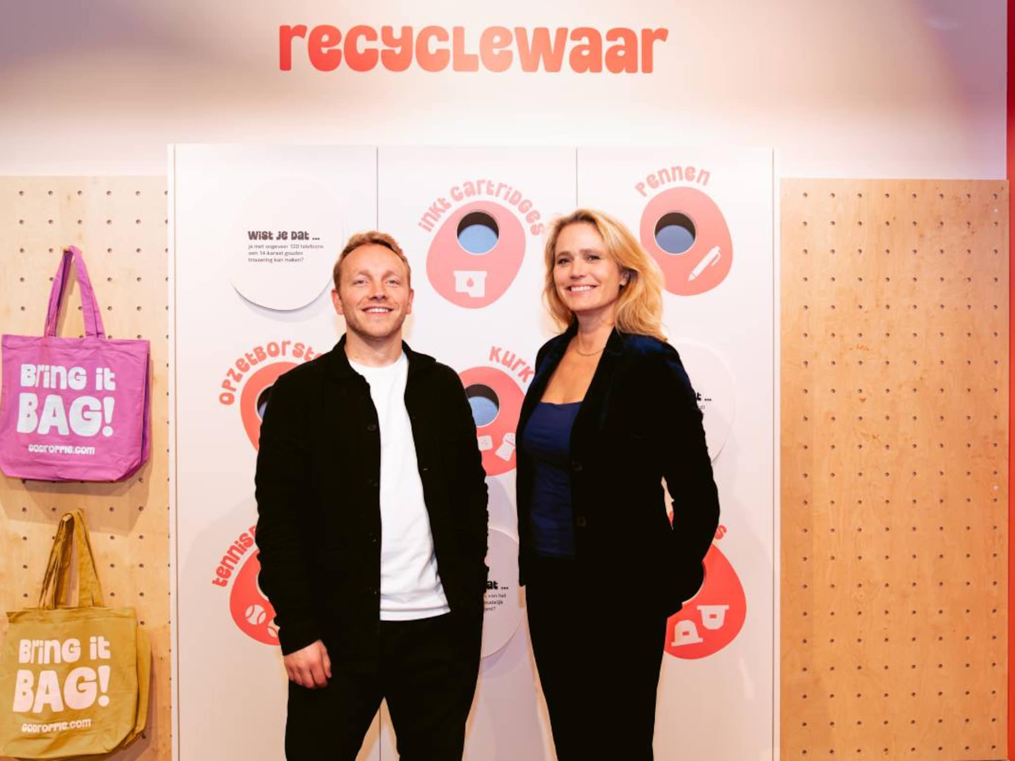stef traa natascha hermsen droppie dutch dragons crowdfunding