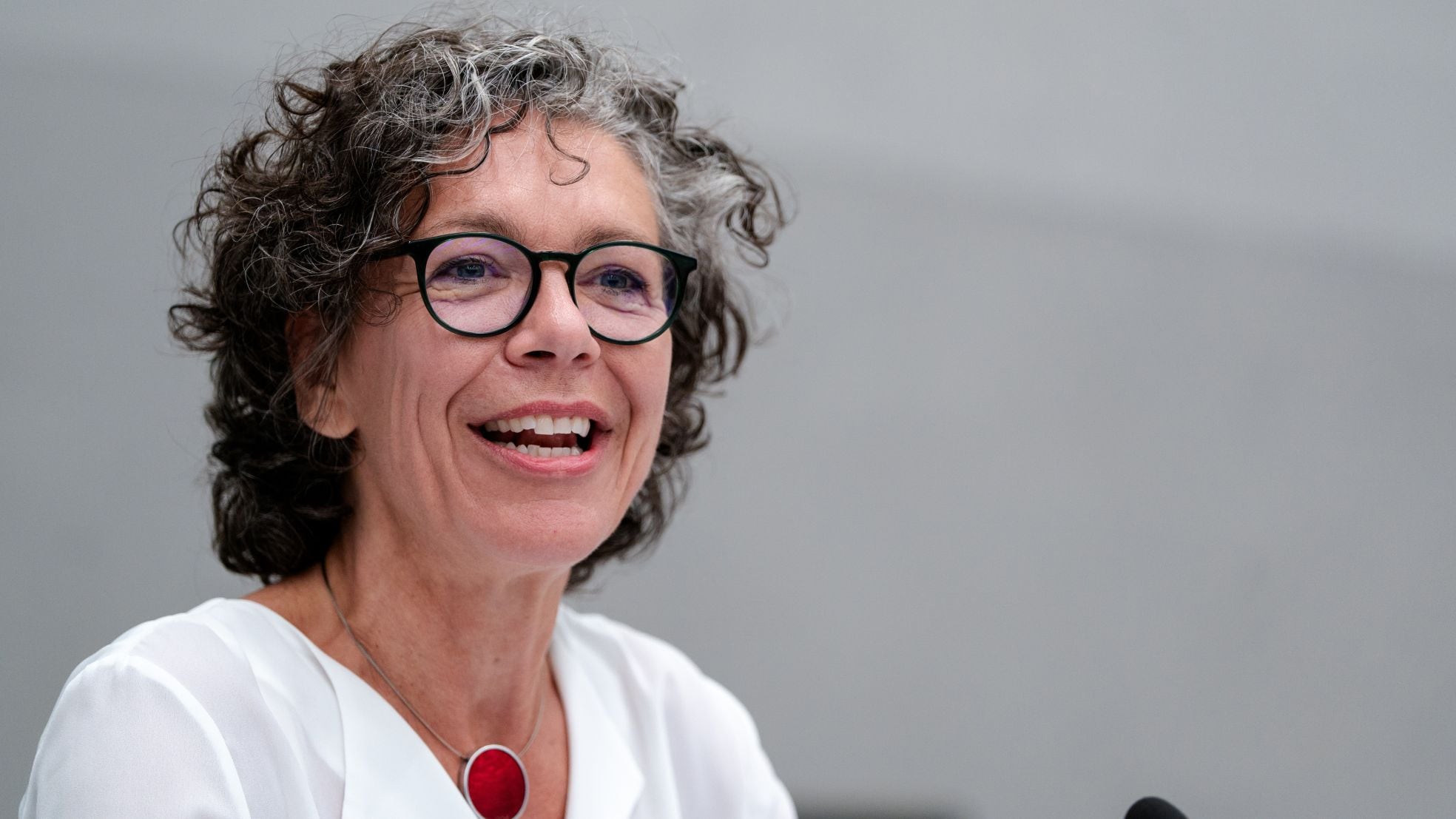 Minister Heleen Herbert (CDA) van Economische Zaken en Klimaat tijdens een debat in de Tweede Kamer.