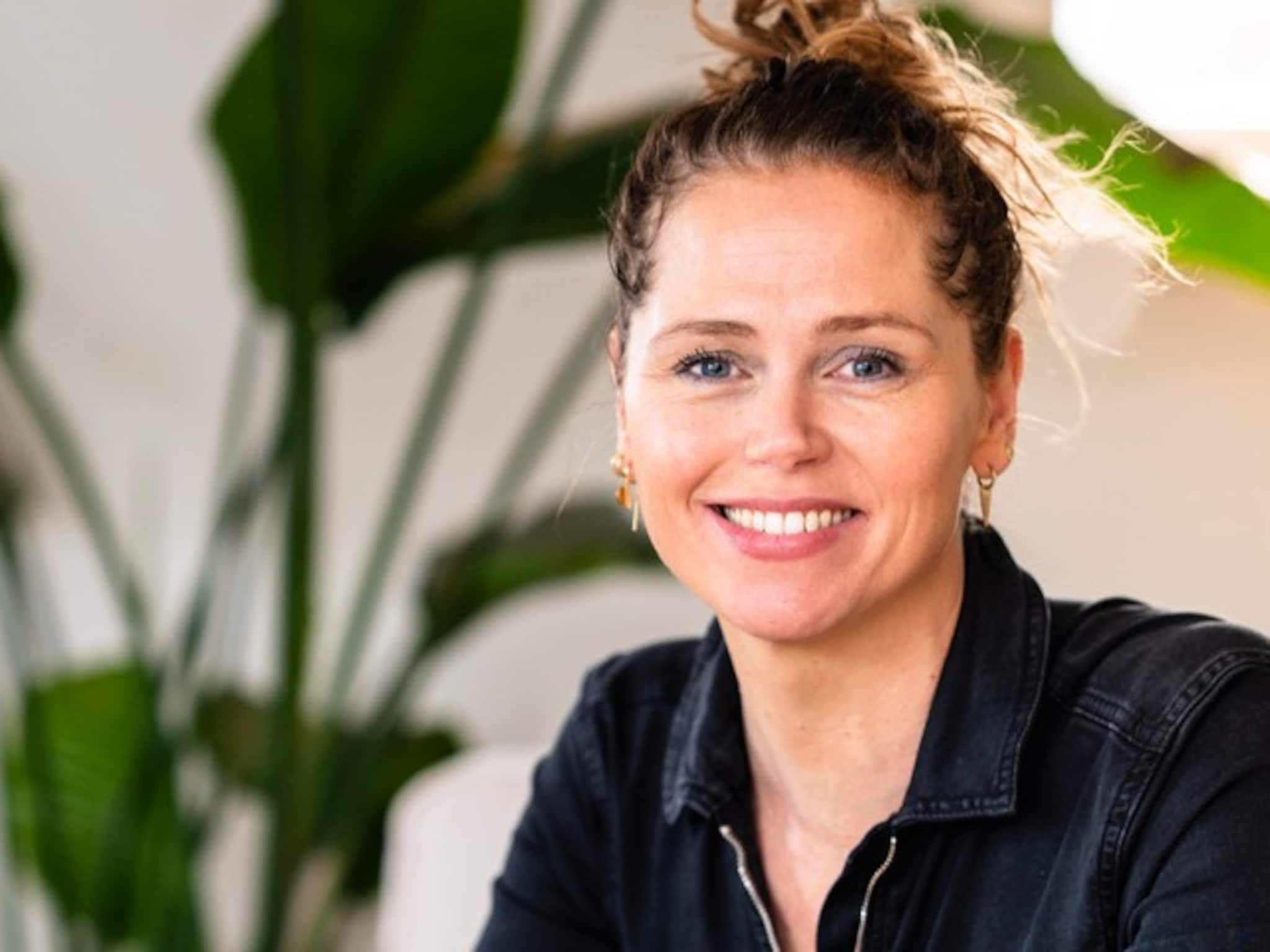 eva van leeuwen yfk young heroes stoppen onderneming