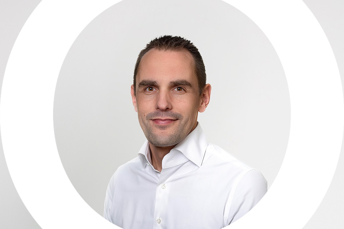 Paul Popelier, directeur bij HSK. HSK helpt bedrijven mentale kracht op de werkvloer te versterken.