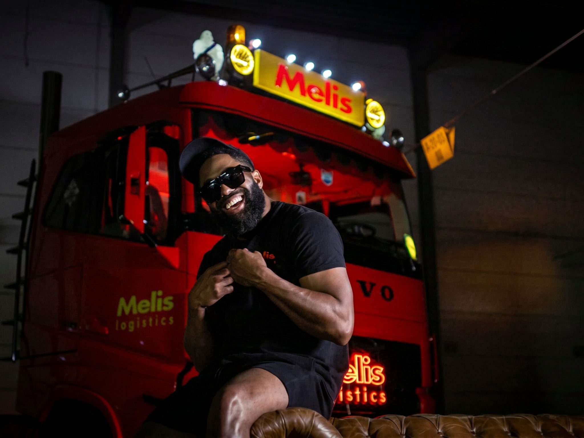 melis logistics 1 miljoen views hiphopclip chauffeurs vacature