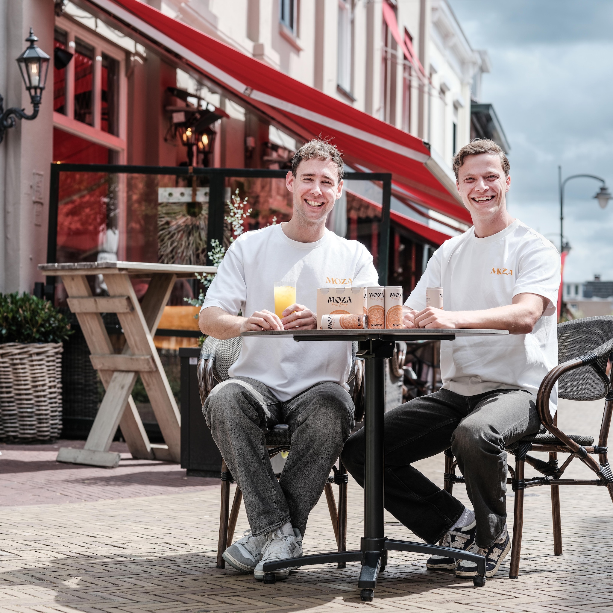 lars woordes itse hillen moza mimosa blikje festivals