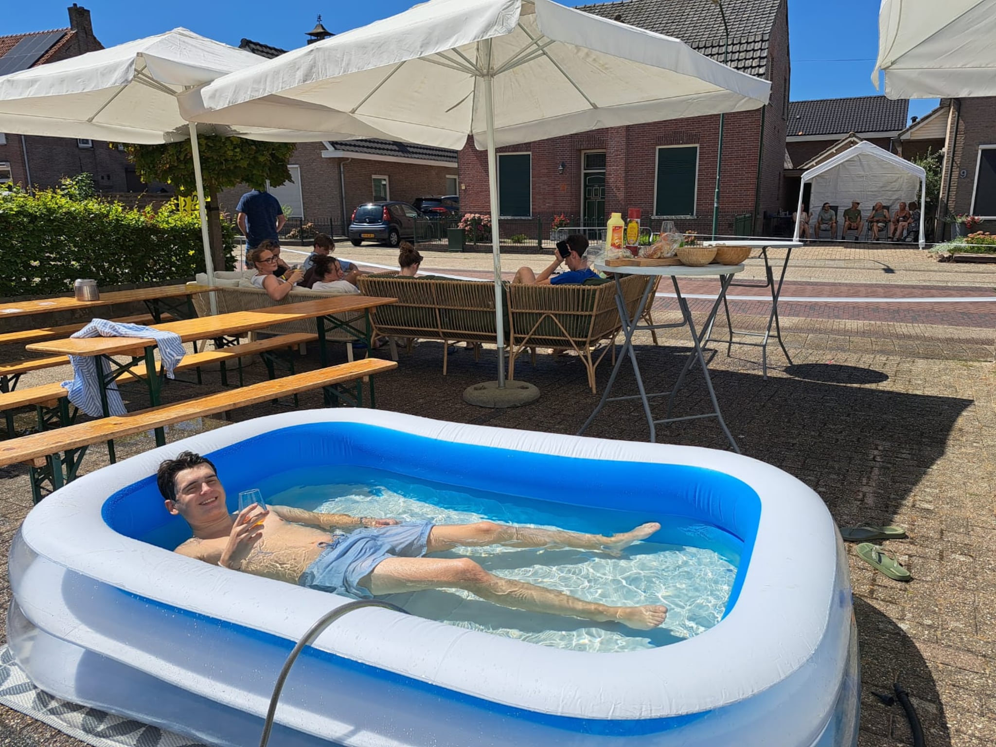 hittegolf consumenten besteden minder betaaltransacties uitgavendaling