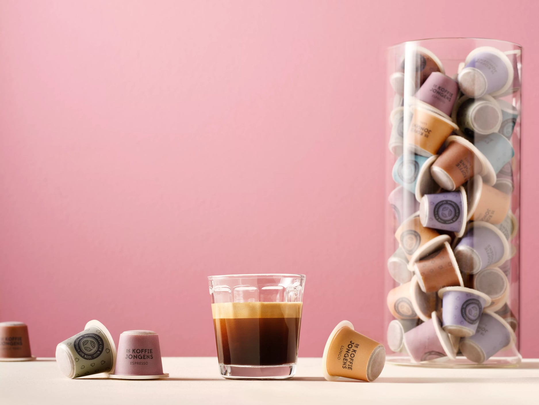 Een productabonnement kan losse verkoop veranderen in terugkerende omzet, mits klanten blijven en de rekensom klopt. De Koffiejongens verkoopt koffiecups via zo’n model.
