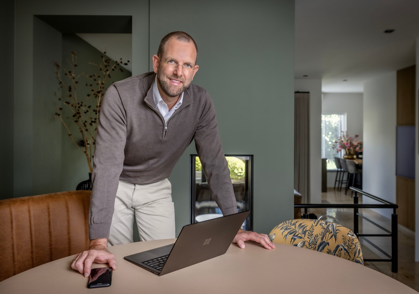 Christiaan Hazelaar, ondernemersadviseur bij KVK.  Jean Pierre Jans