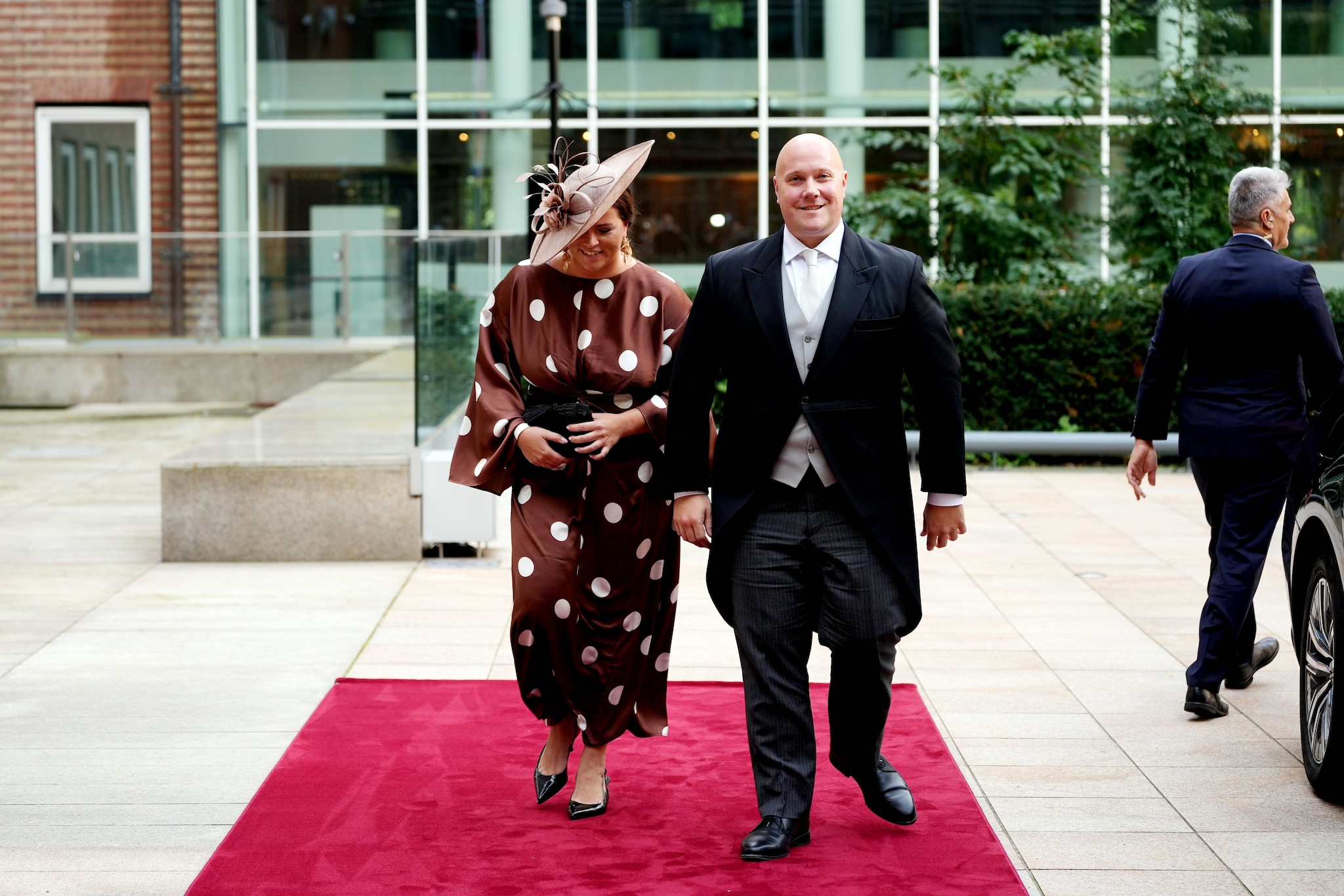 Thierry Aartsen, minister van Werk en Participatie, komt aan bij het ministerie van Algemene Zaken op Prinsjesdag. Daags daarvoor informeerde hij de Tweede Kamer over het traject naar de nieuwe zzp-wetgeving.